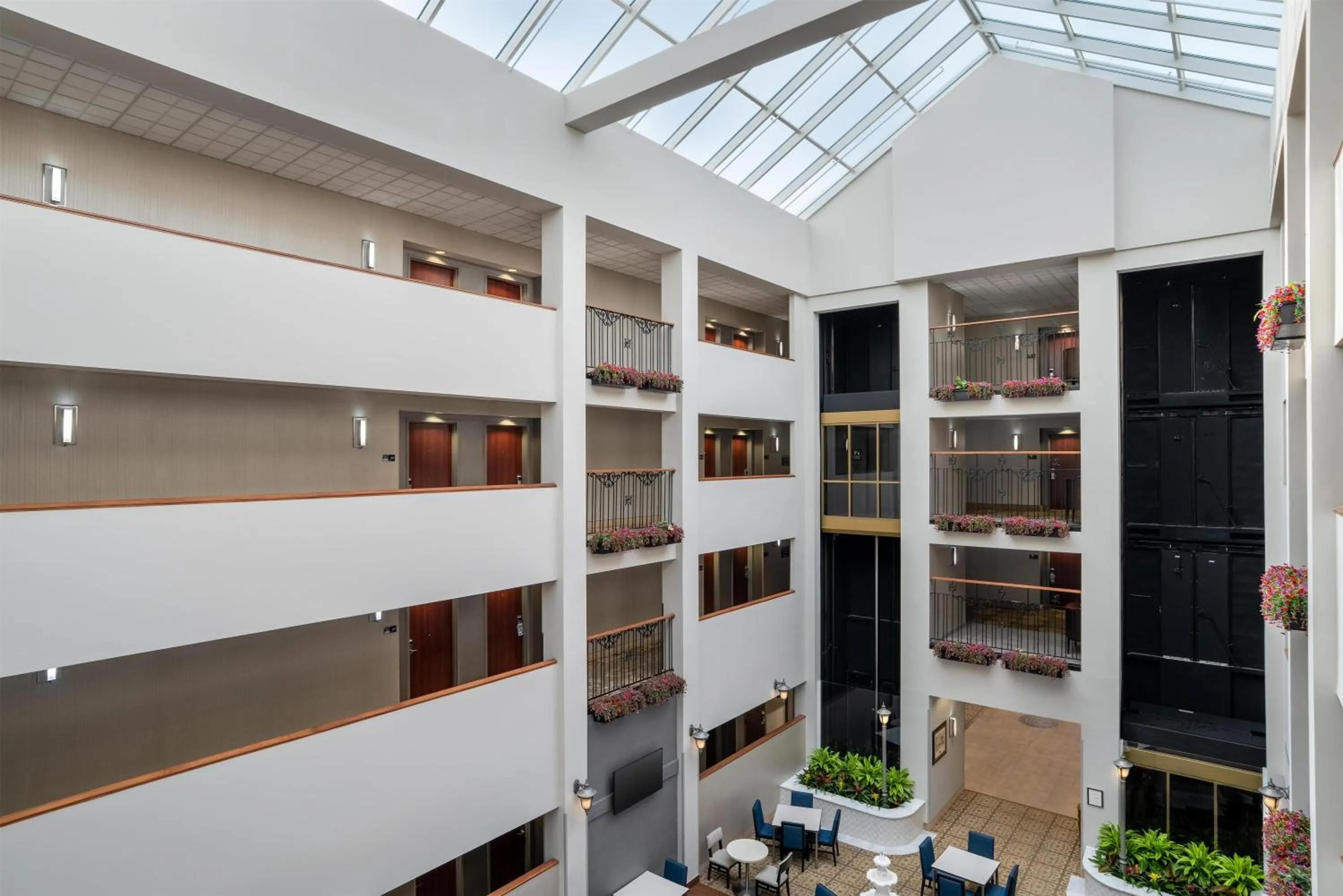 Lobby or reception in Hampton Inn & Suites By Hilton - Rockville Centre