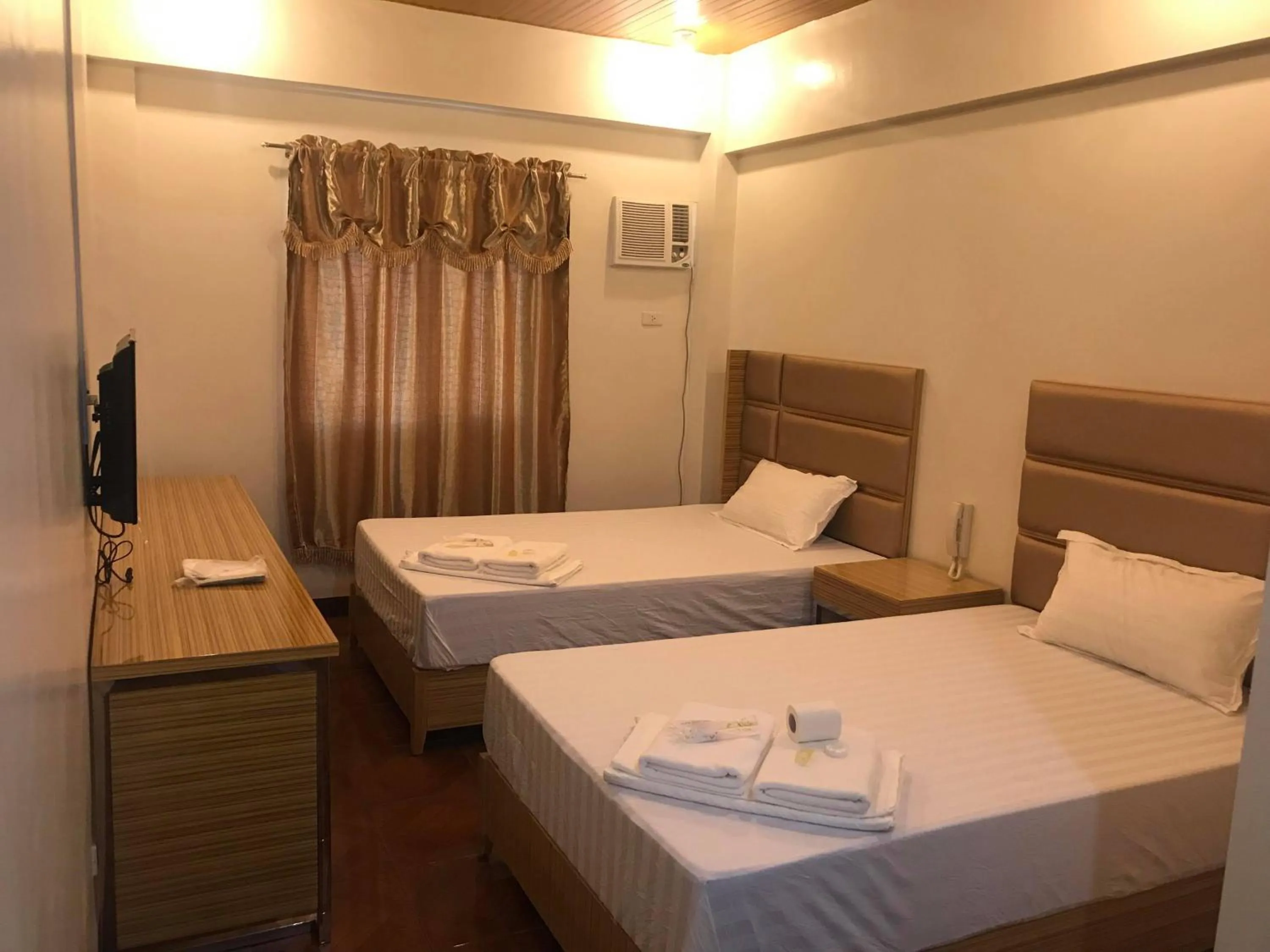 Bed in Meaco Royal Hotel - Malabon