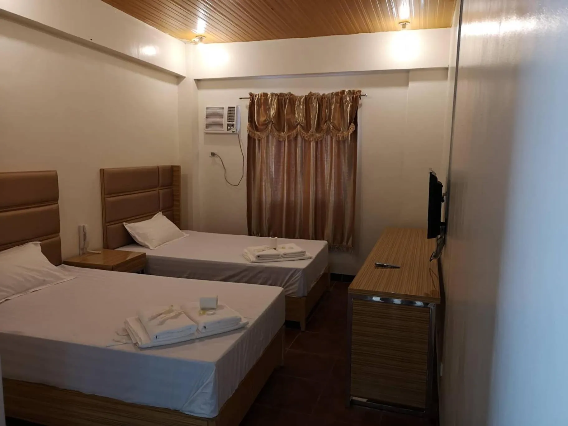 Bed in Meaco Royal Hotel - Malabon