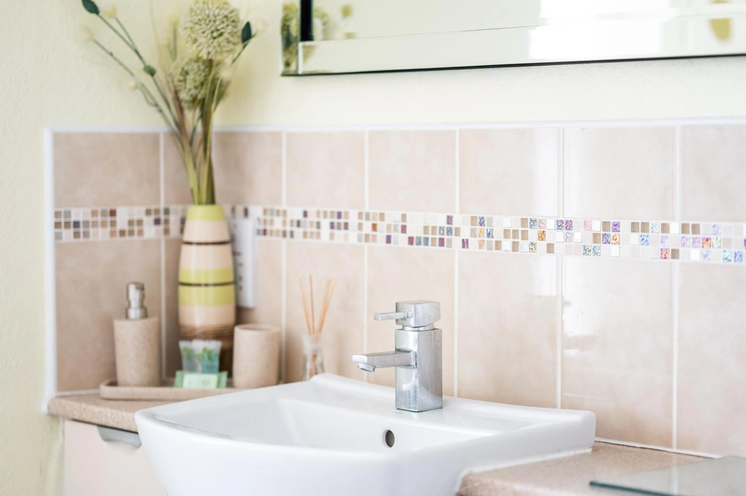 Belmont House Beer - Adults Only - Free Parking