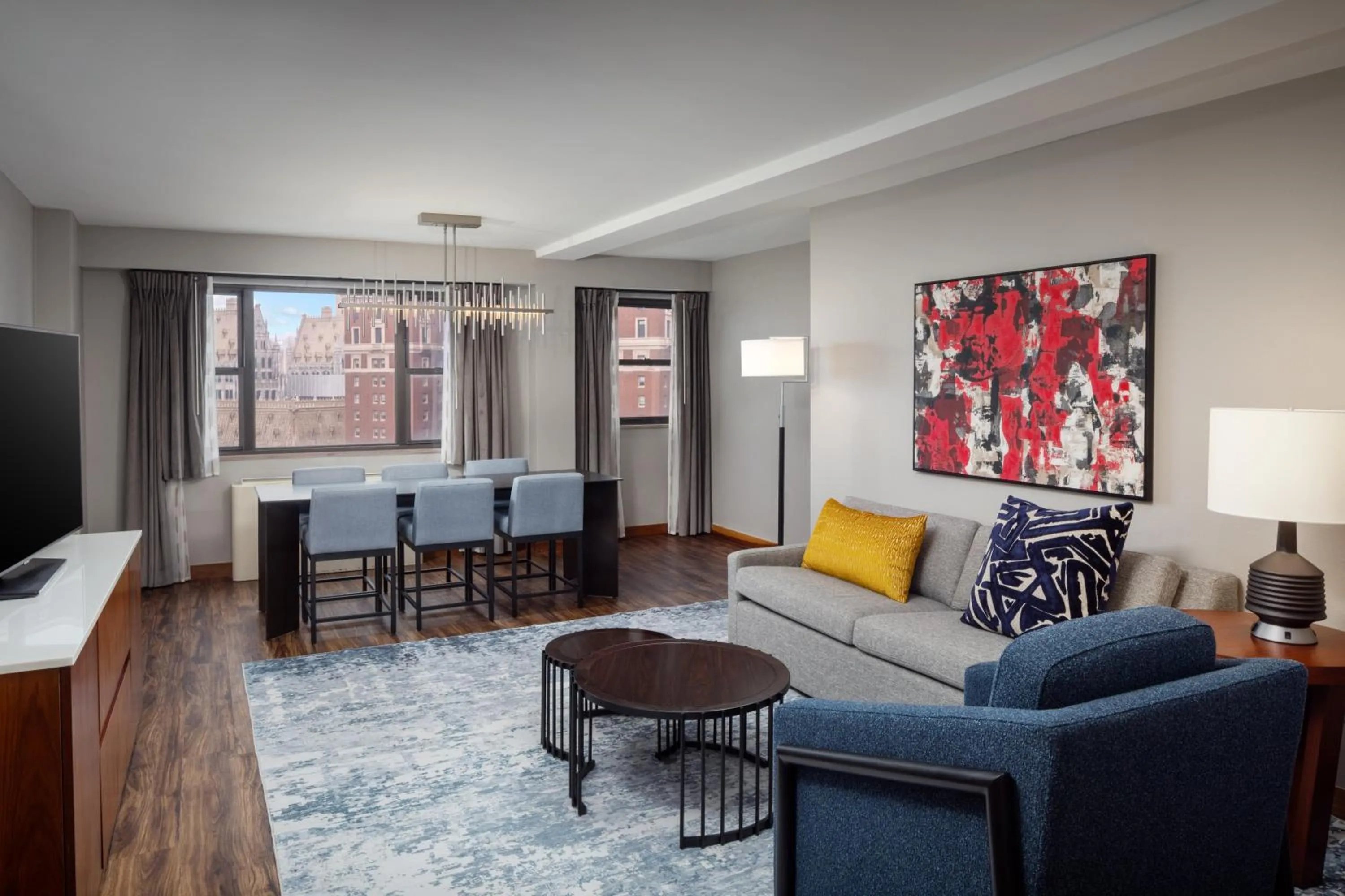 Bedroom in DoubleTree by Hilton Hotel & Suites Pittsburgh Downtown