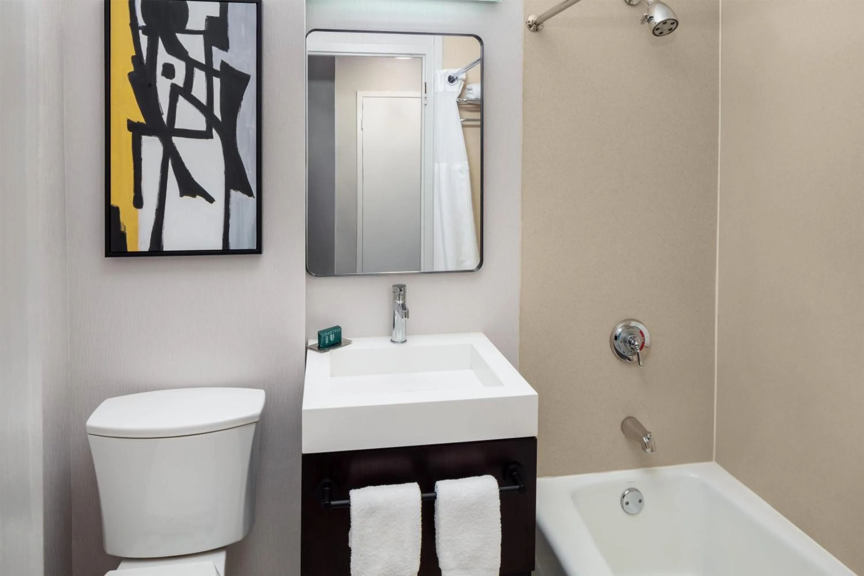 Bathroom in DoubleTree by Hilton Hotel & Suites Pittsburgh Downtown