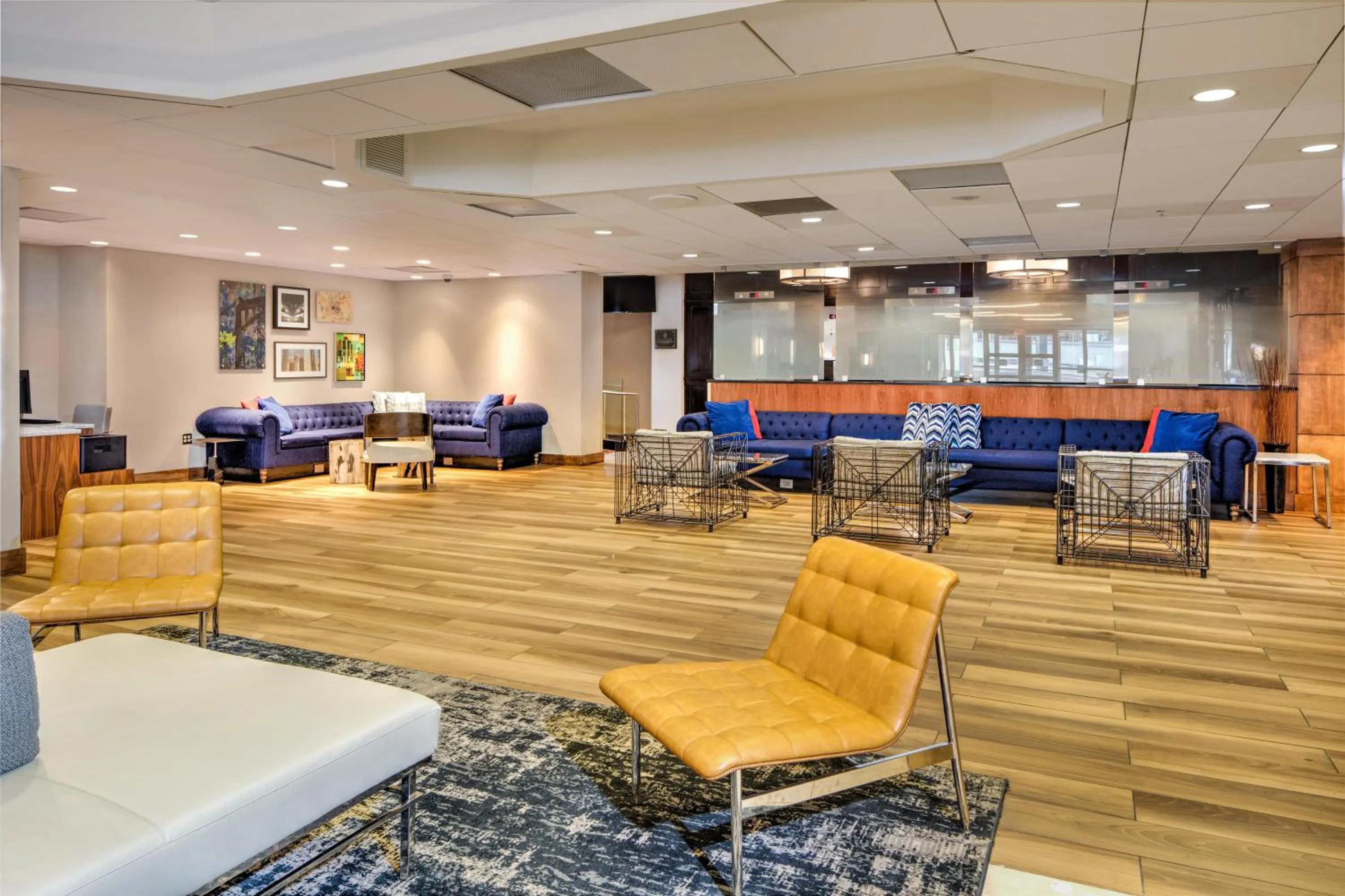 Lobby or reception in DoubleTree by Hilton Hotel & Suites Pittsburgh Downtown