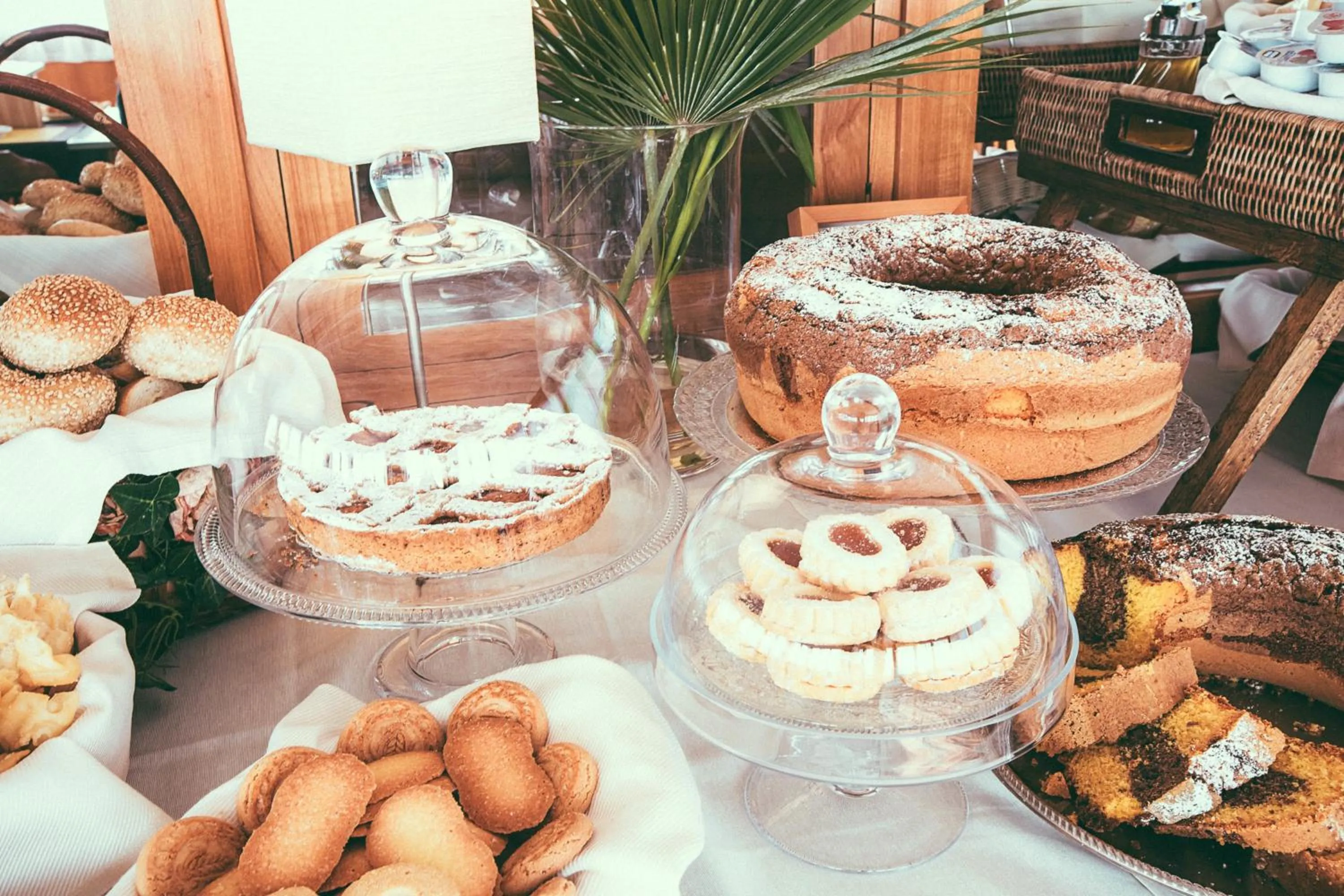 Food and drinks in Hotel Sirenetta