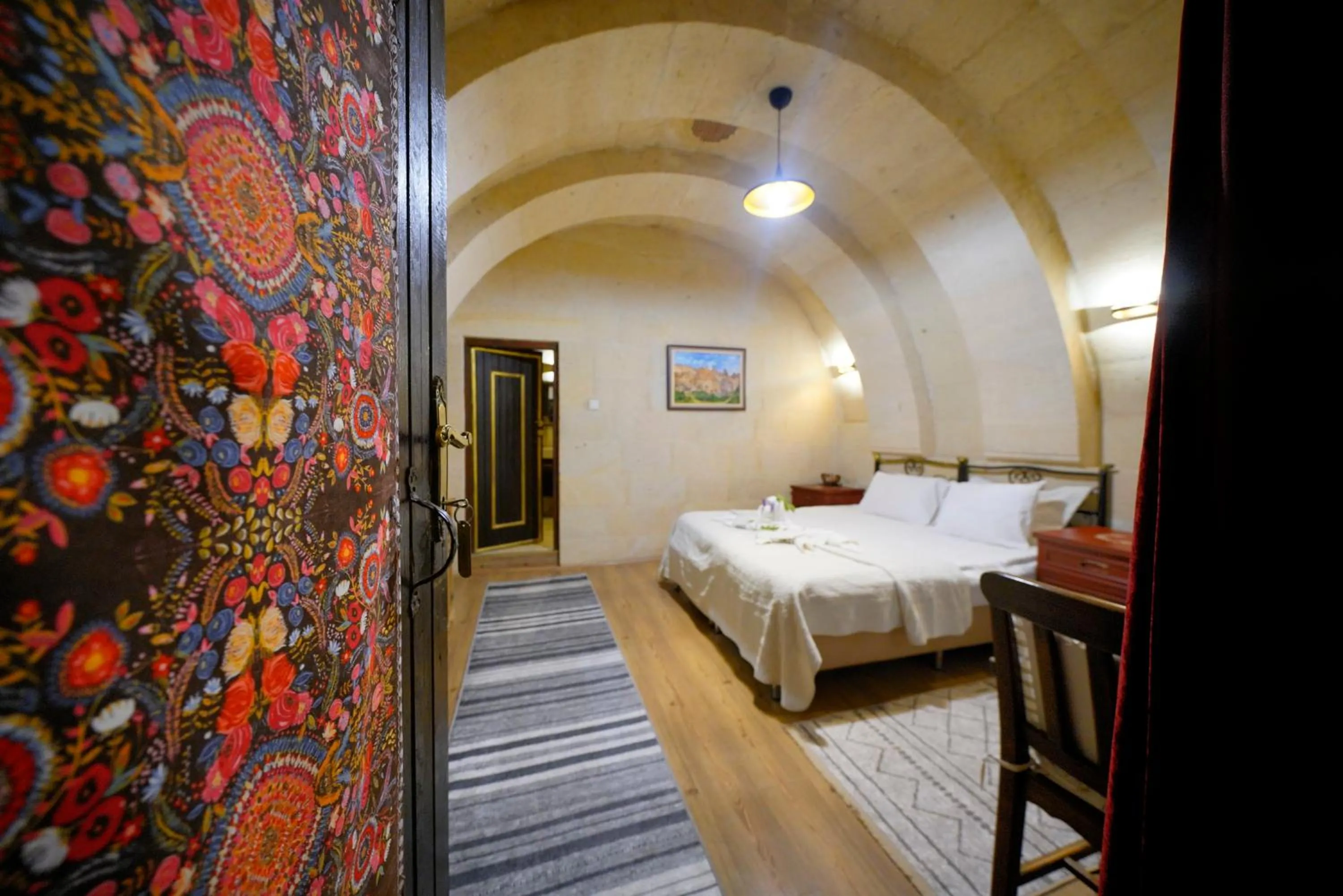 Bed in Antik Cave House
