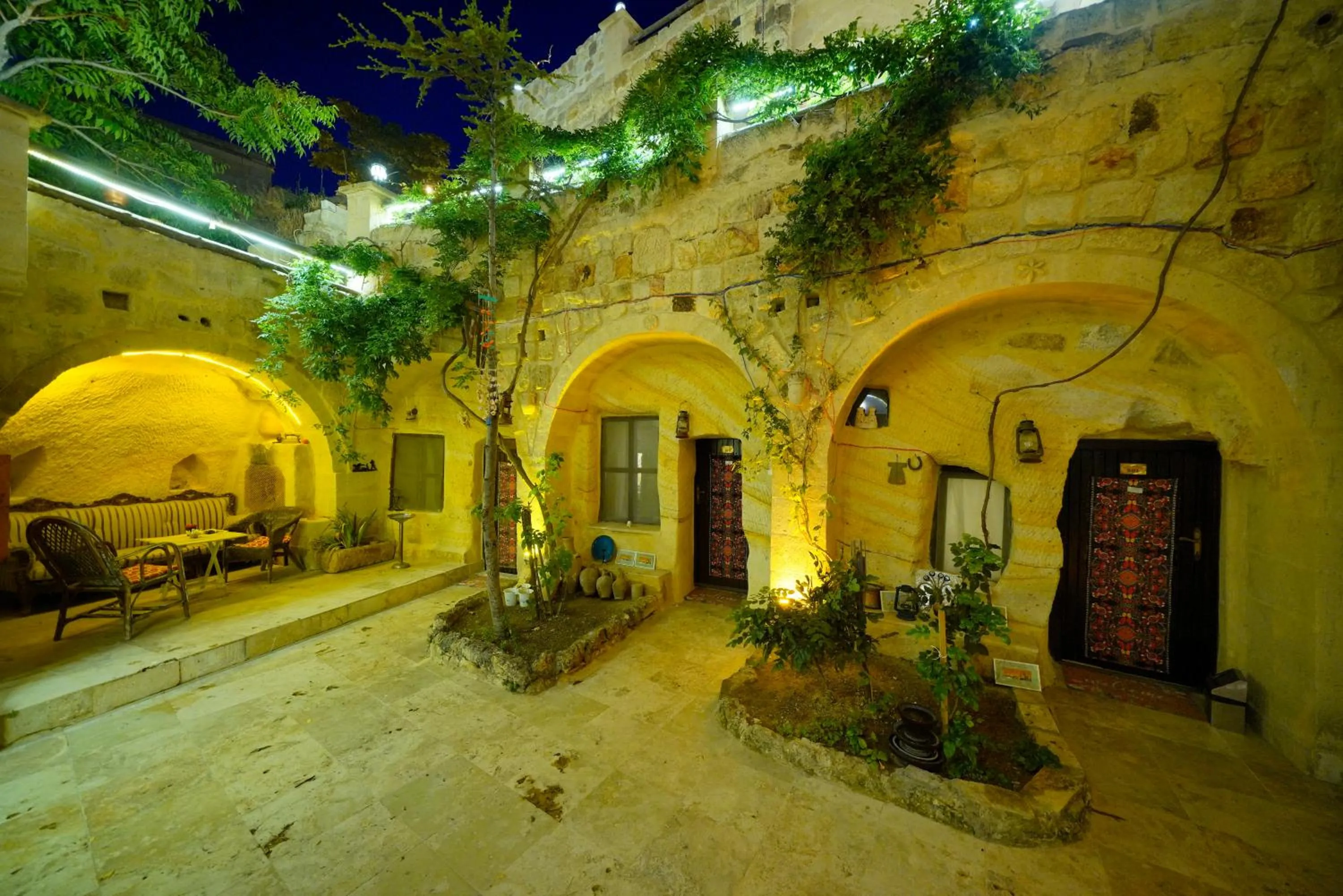 Property building in Antik Cave House