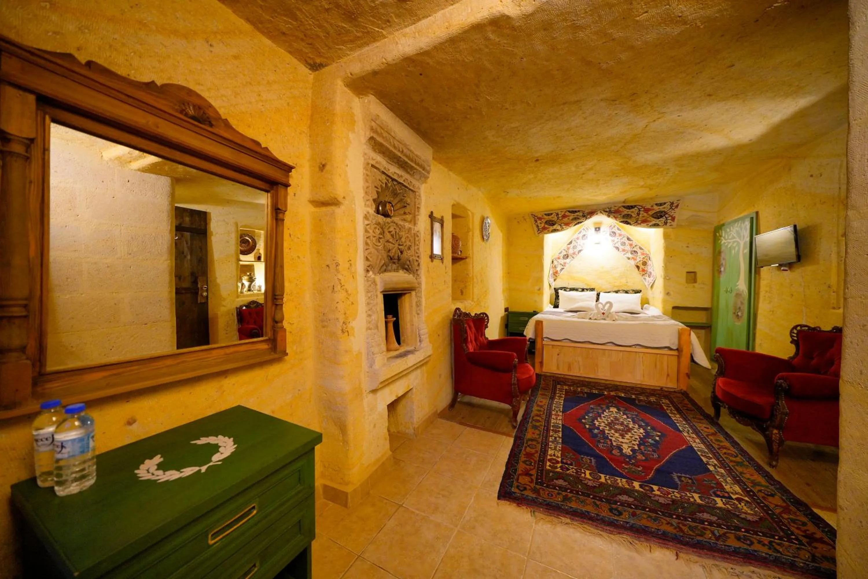 Living room in Antik Cave House