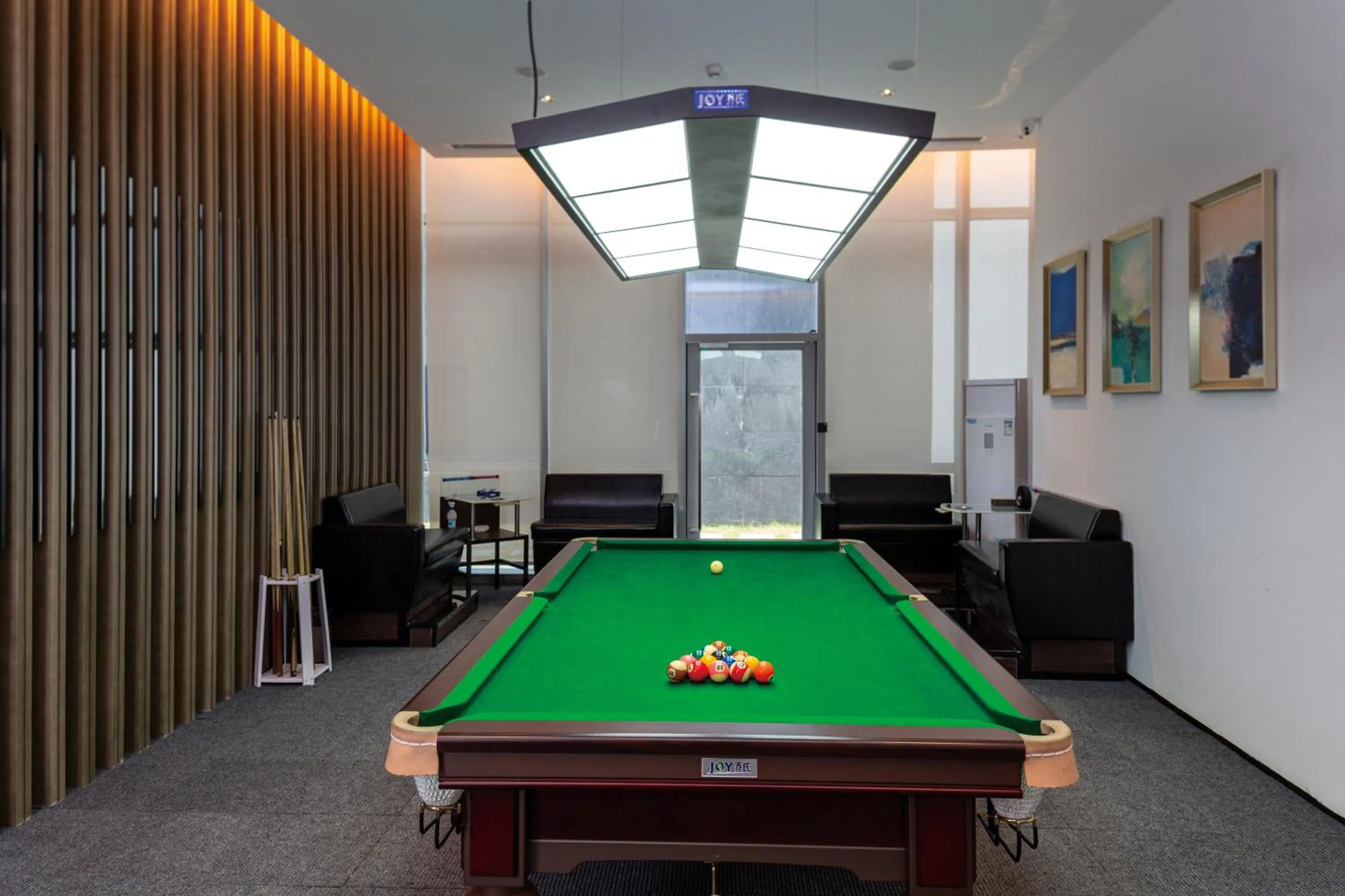 Billiard in Wanda Realm Heshan