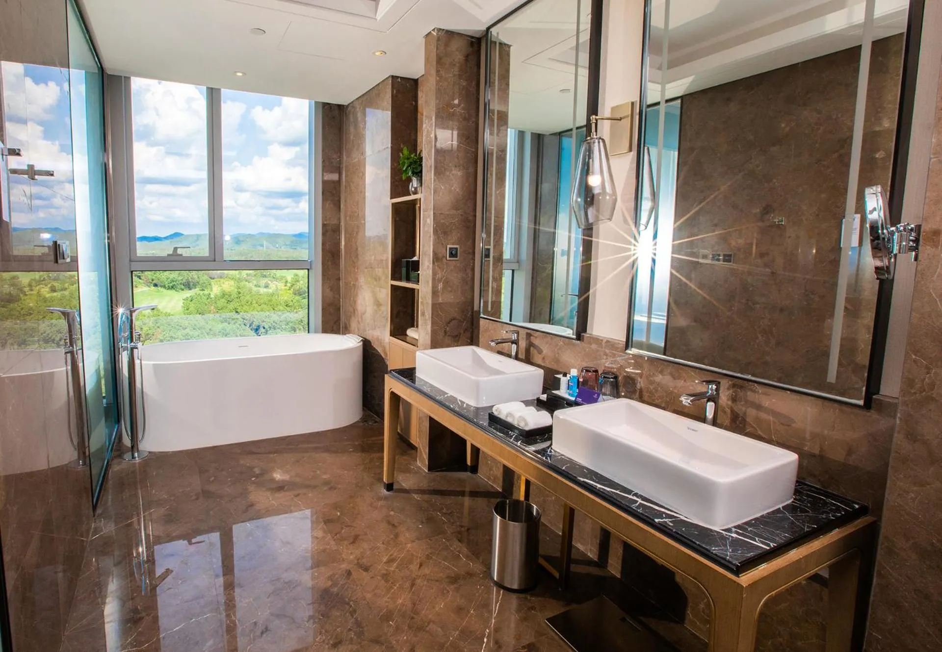 Bathroom in Wanda Realm Heshan