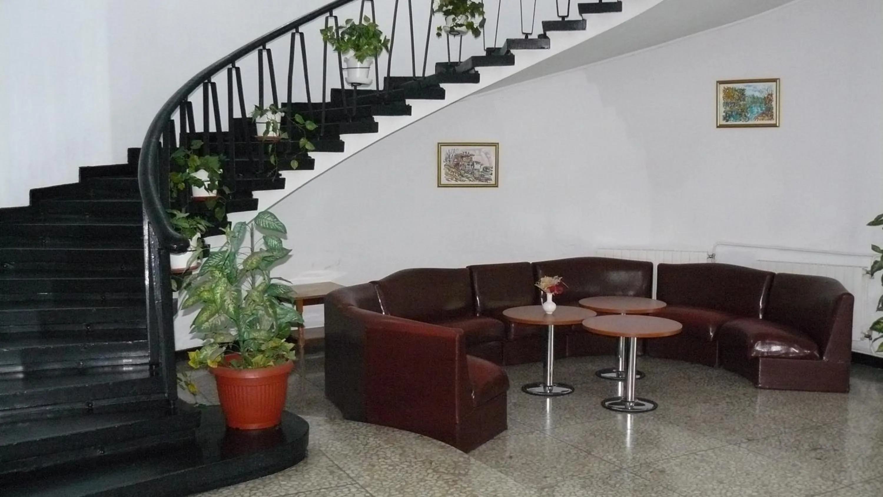 Seating Area in Hotel Briz 3 - Free Parking
