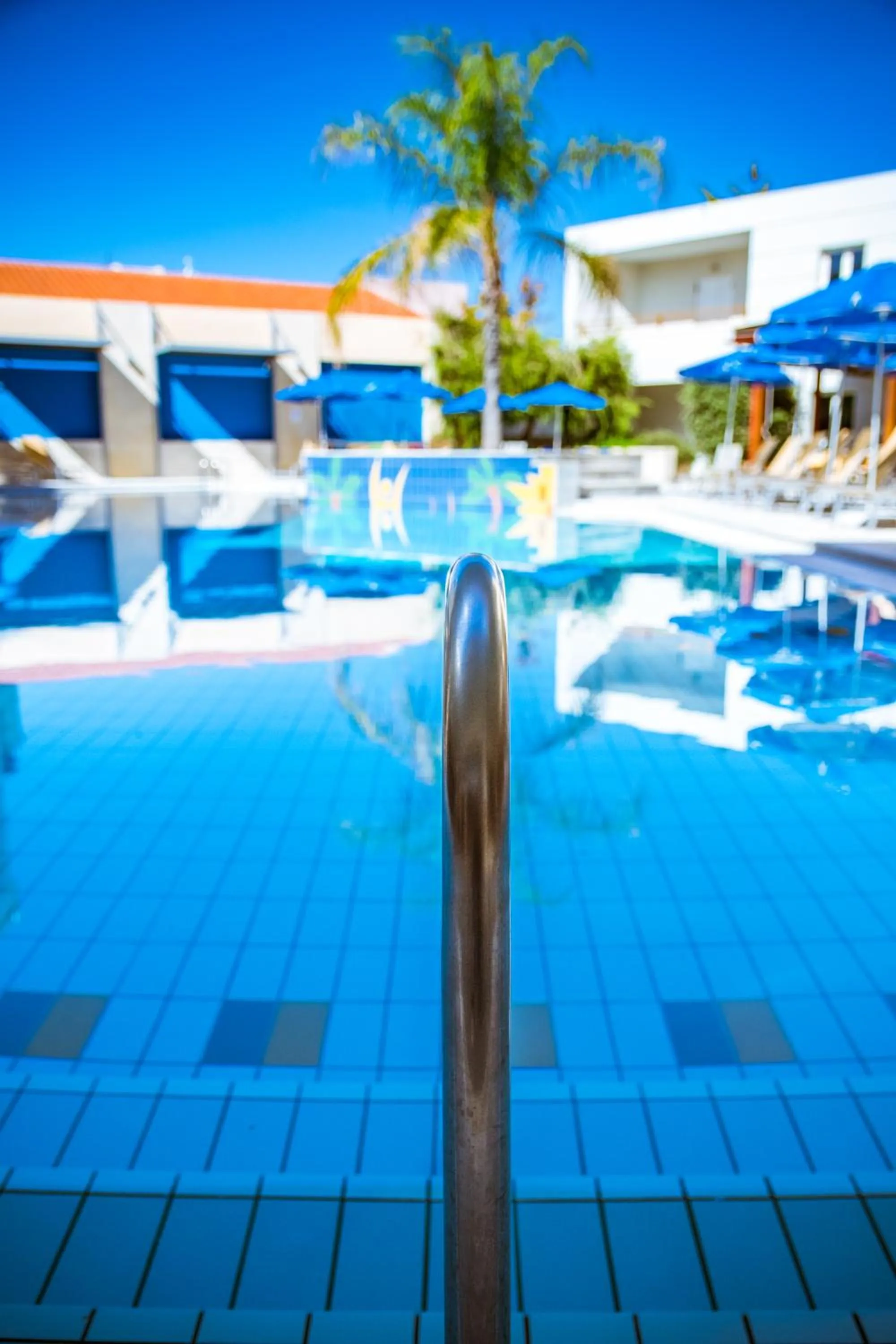 Swimming pool in Anais Collection Hotels & Suites