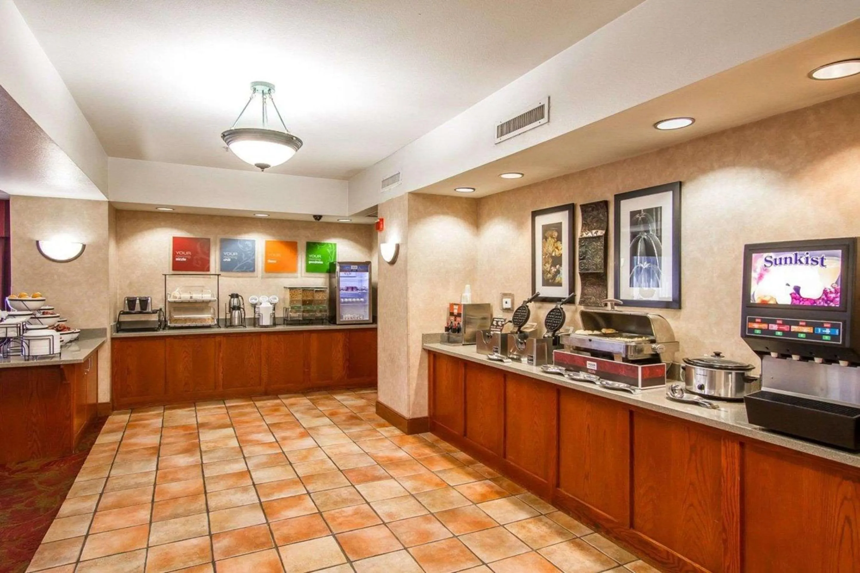 Restaurant/places to eat in Comfort Inn I-10 West at 51st Ave