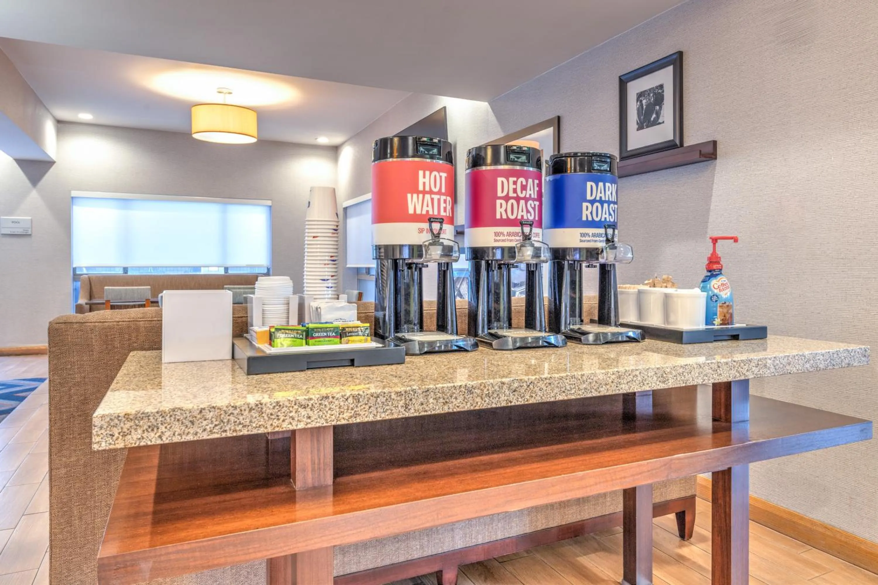 Coffee/tea facilities in Hampton Inn Phoenix Midtown Downtown Area