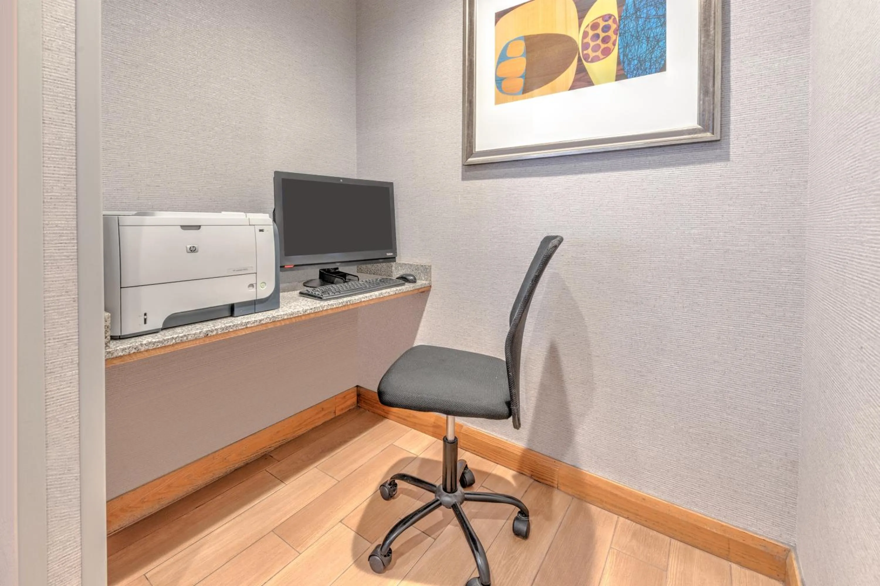 Business facilities in Hampton Inn Phoenix Midtown Downtown Area