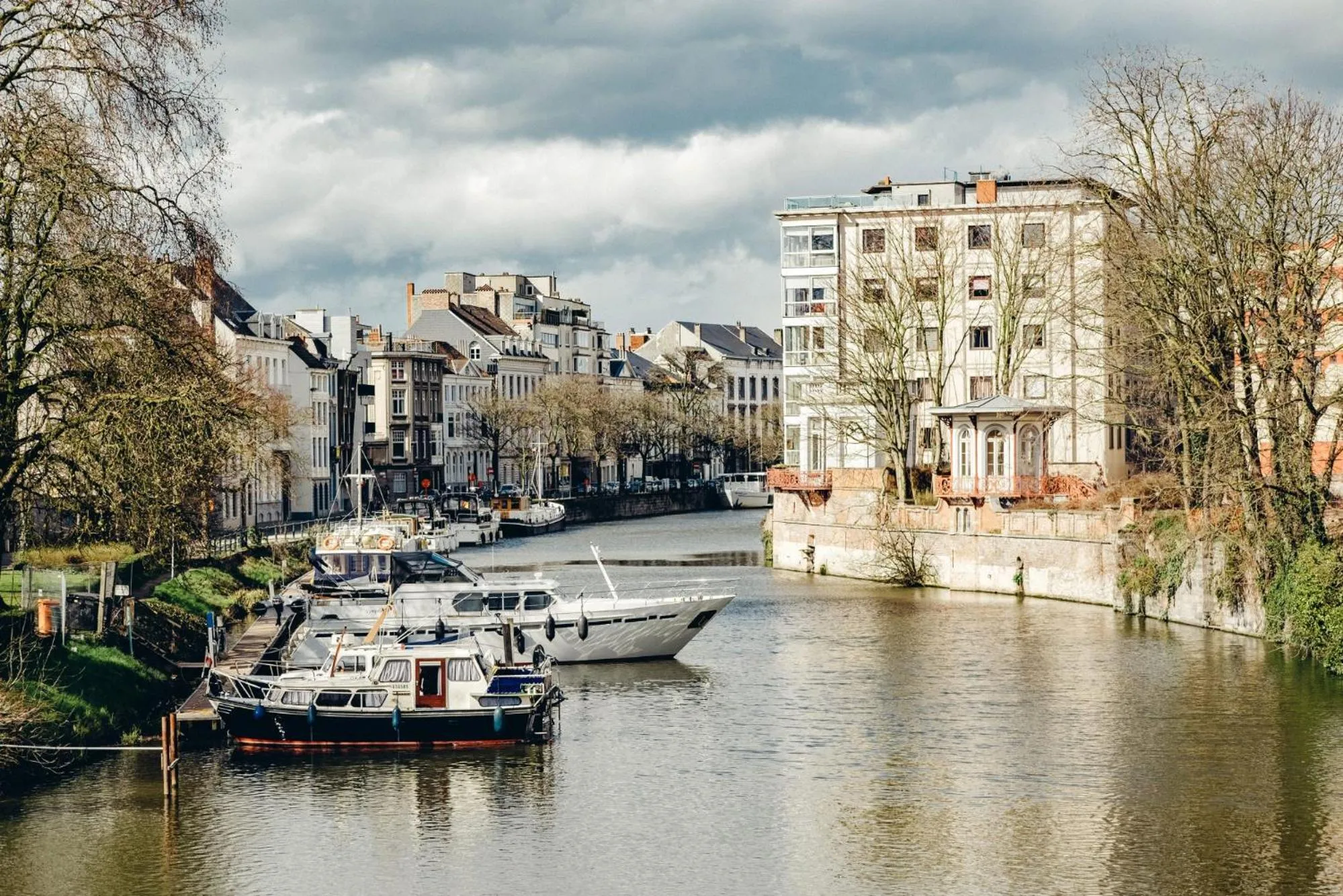 Nearby landmark in The Hide