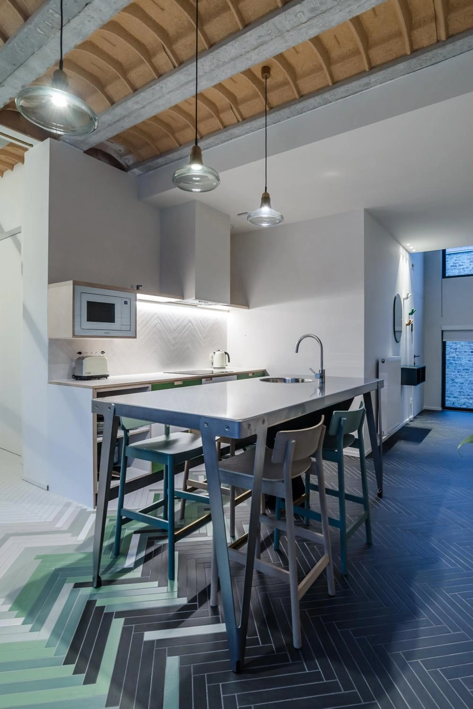 Kitchen or kitchenette in The Hide