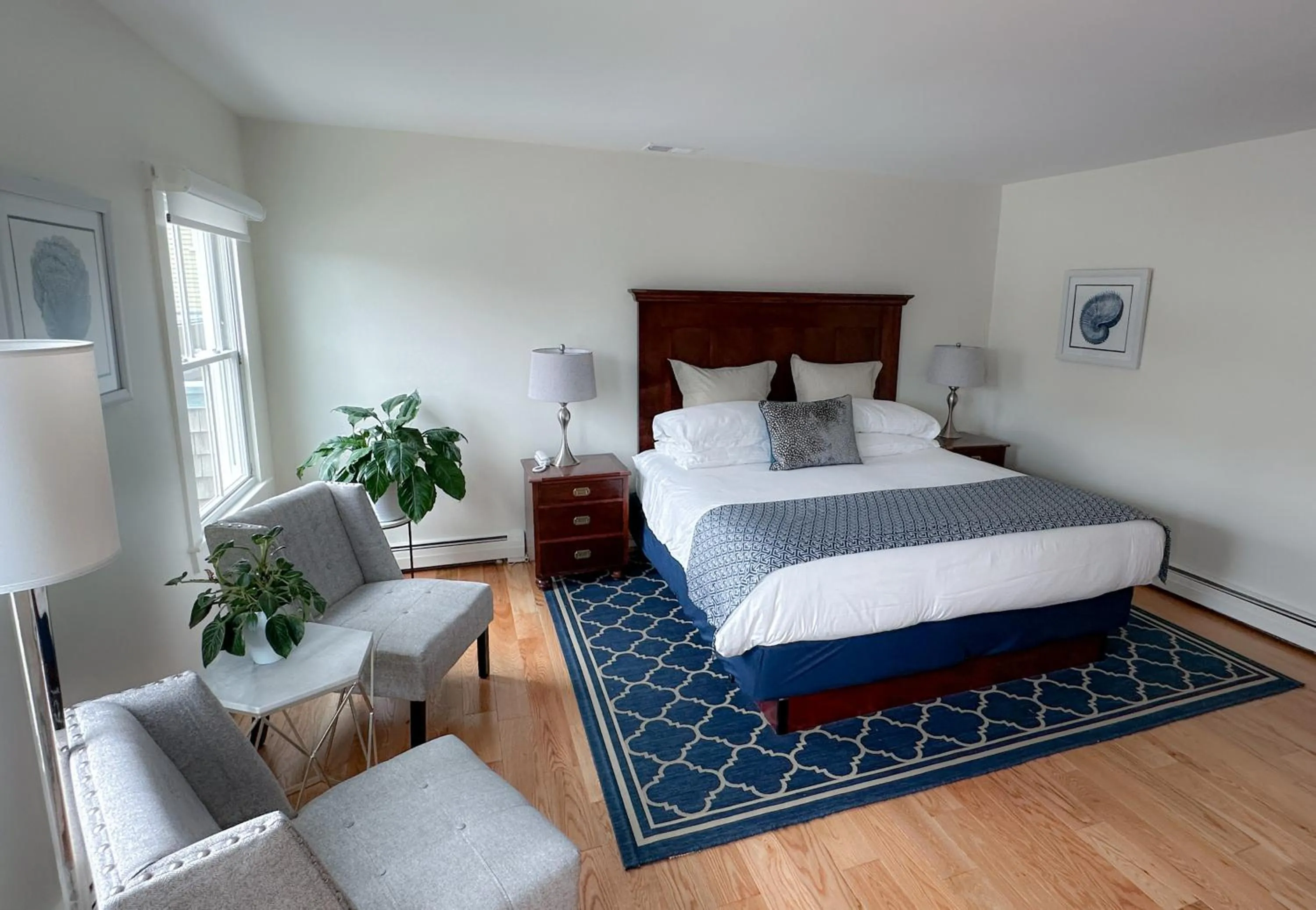 Bedroom, Bed in Harborside Inn