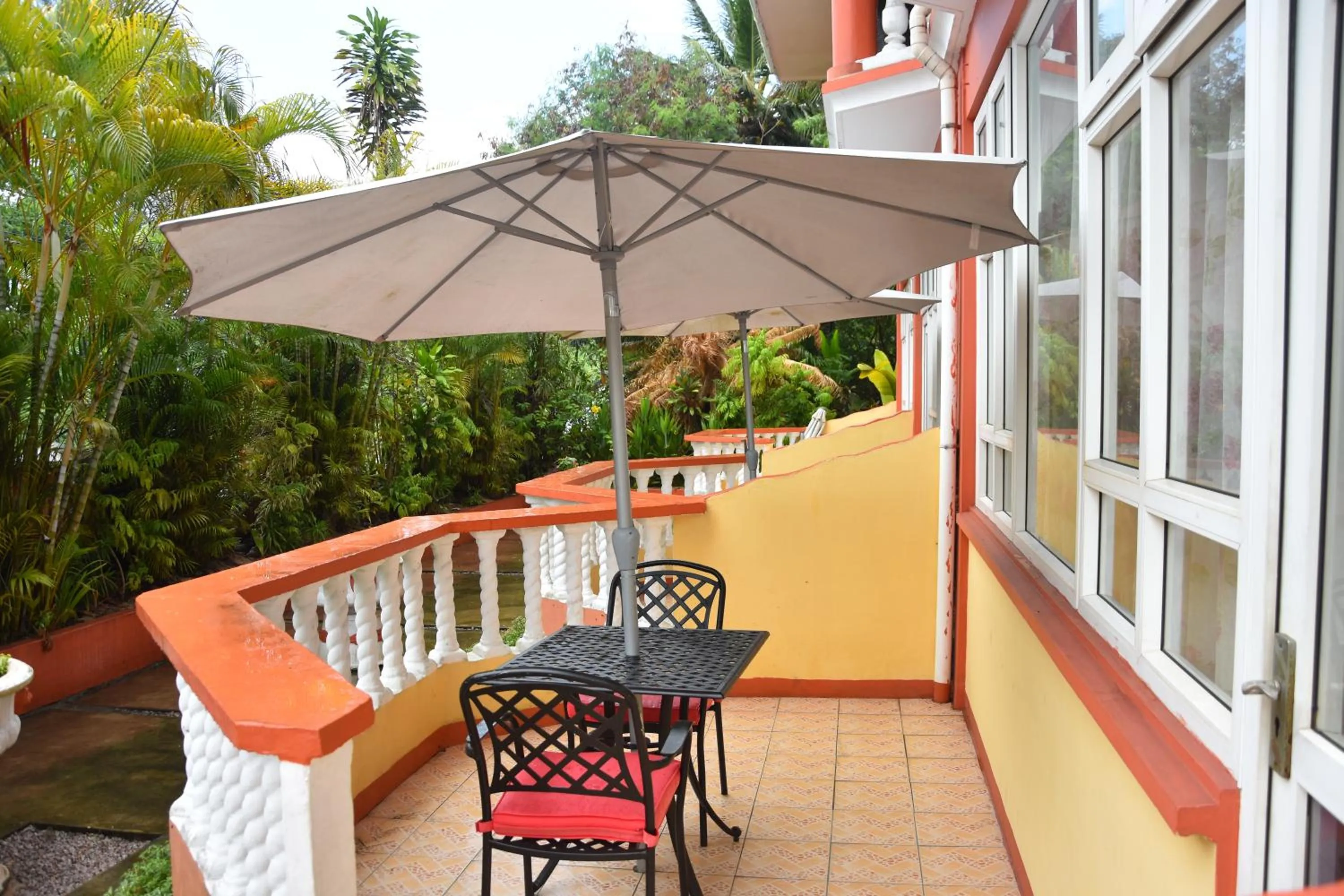 Patio in Reef Holiday Apartments