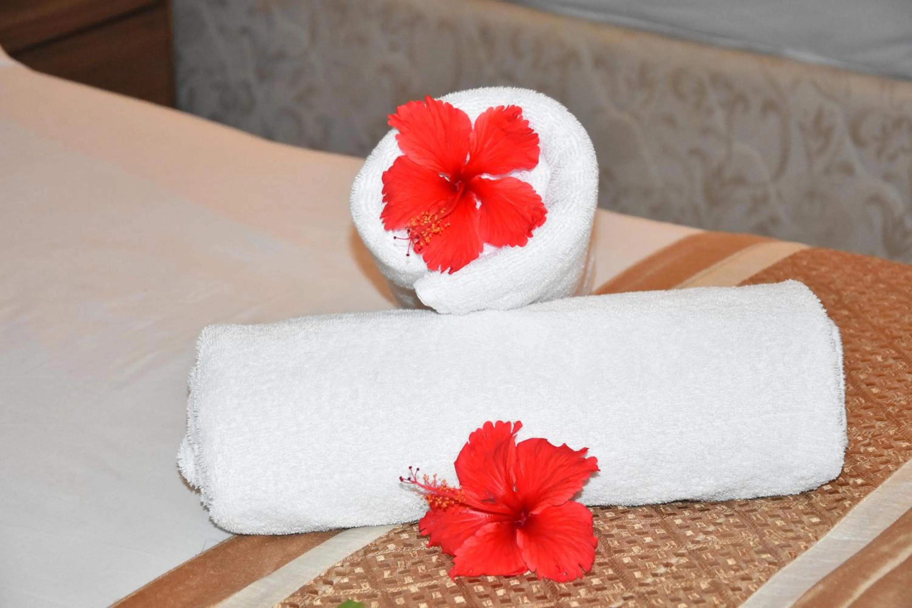 Bed in Reef Holiday Apartments