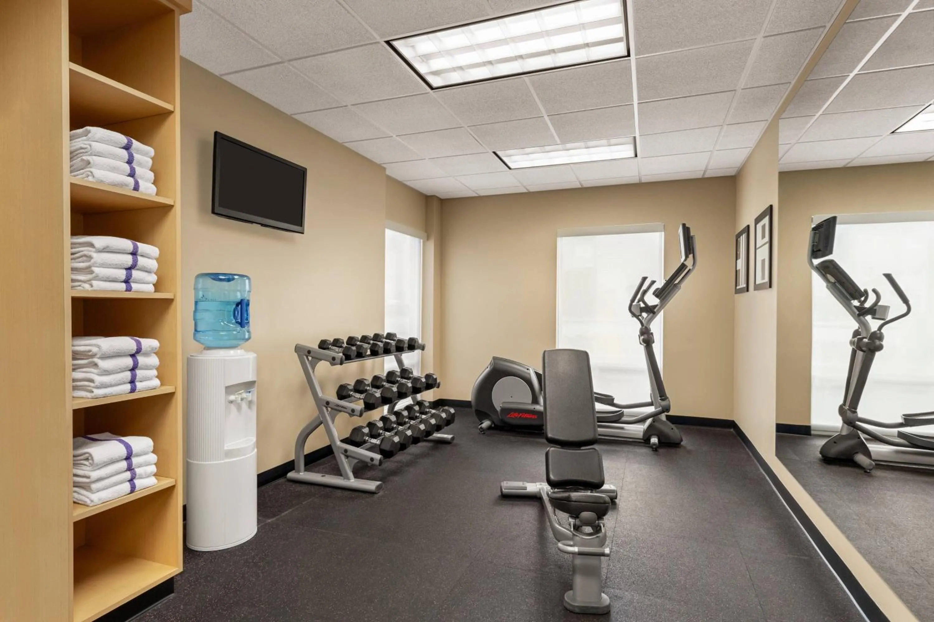 Fitness centre/facilities in TownePlace Suites by Marriott Chattanooga Near Hamilton Place