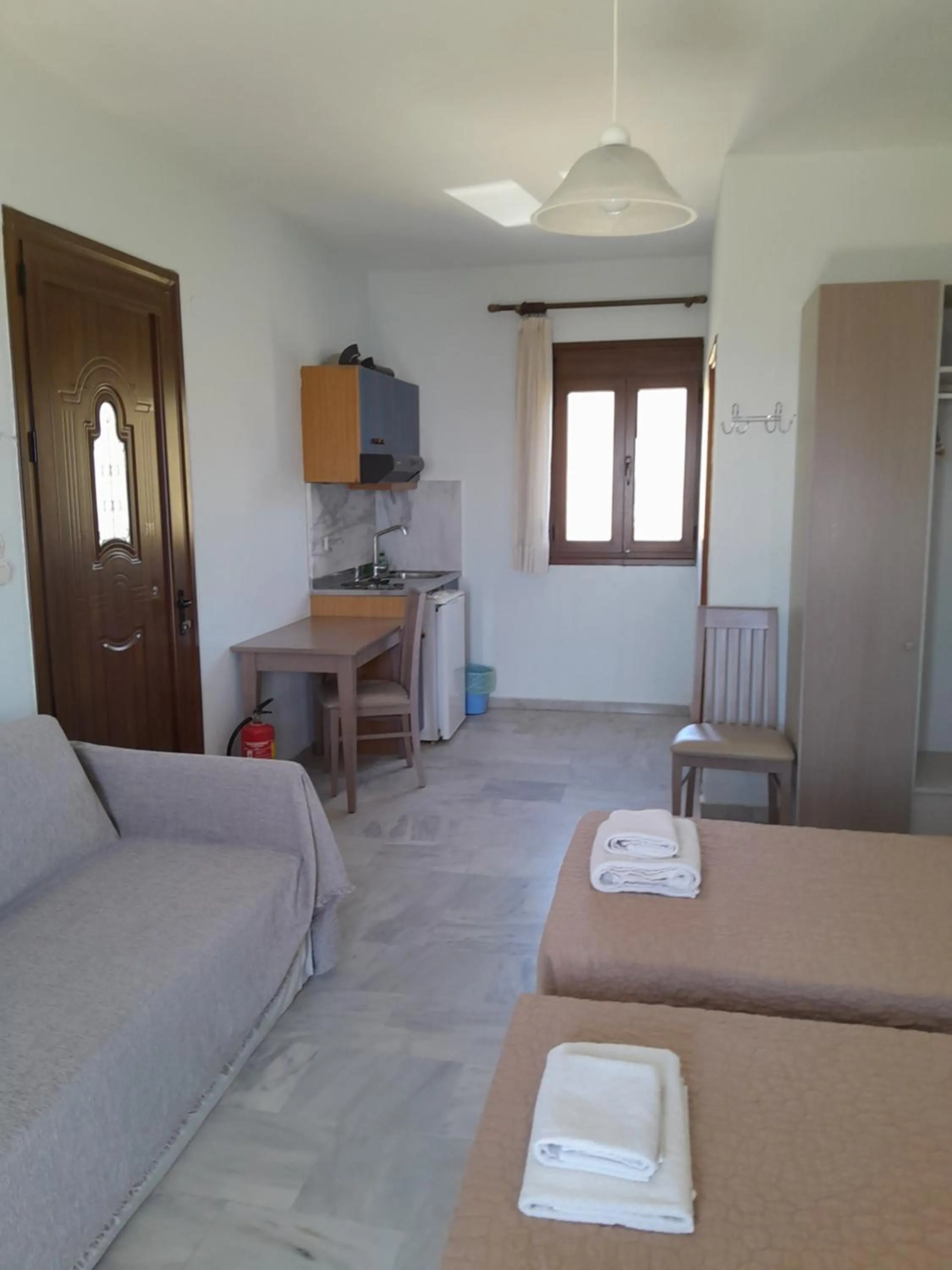 Photo of the whole room in Kavos Melissa Studios