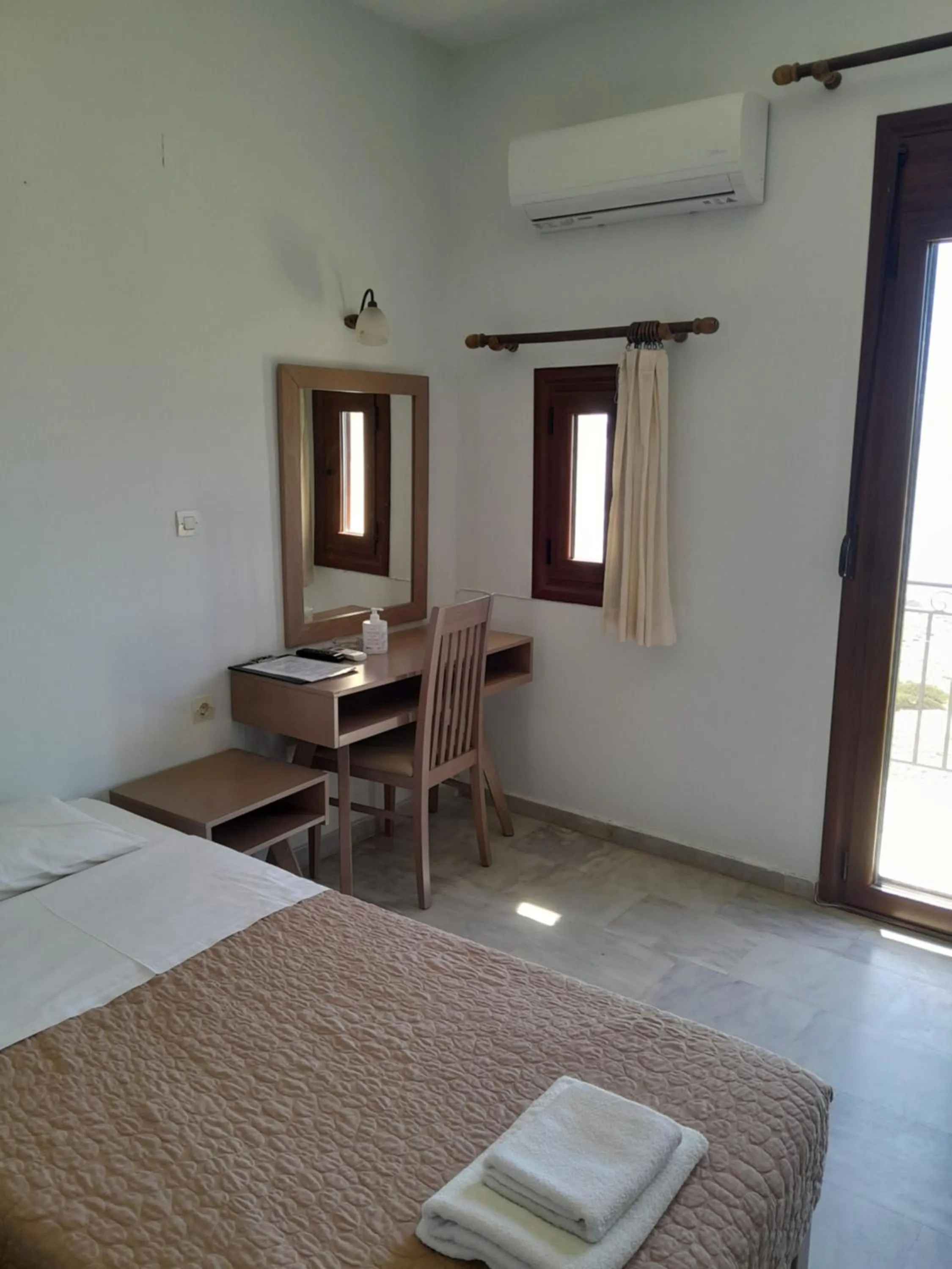 Bed in Kavos Melissa Studios