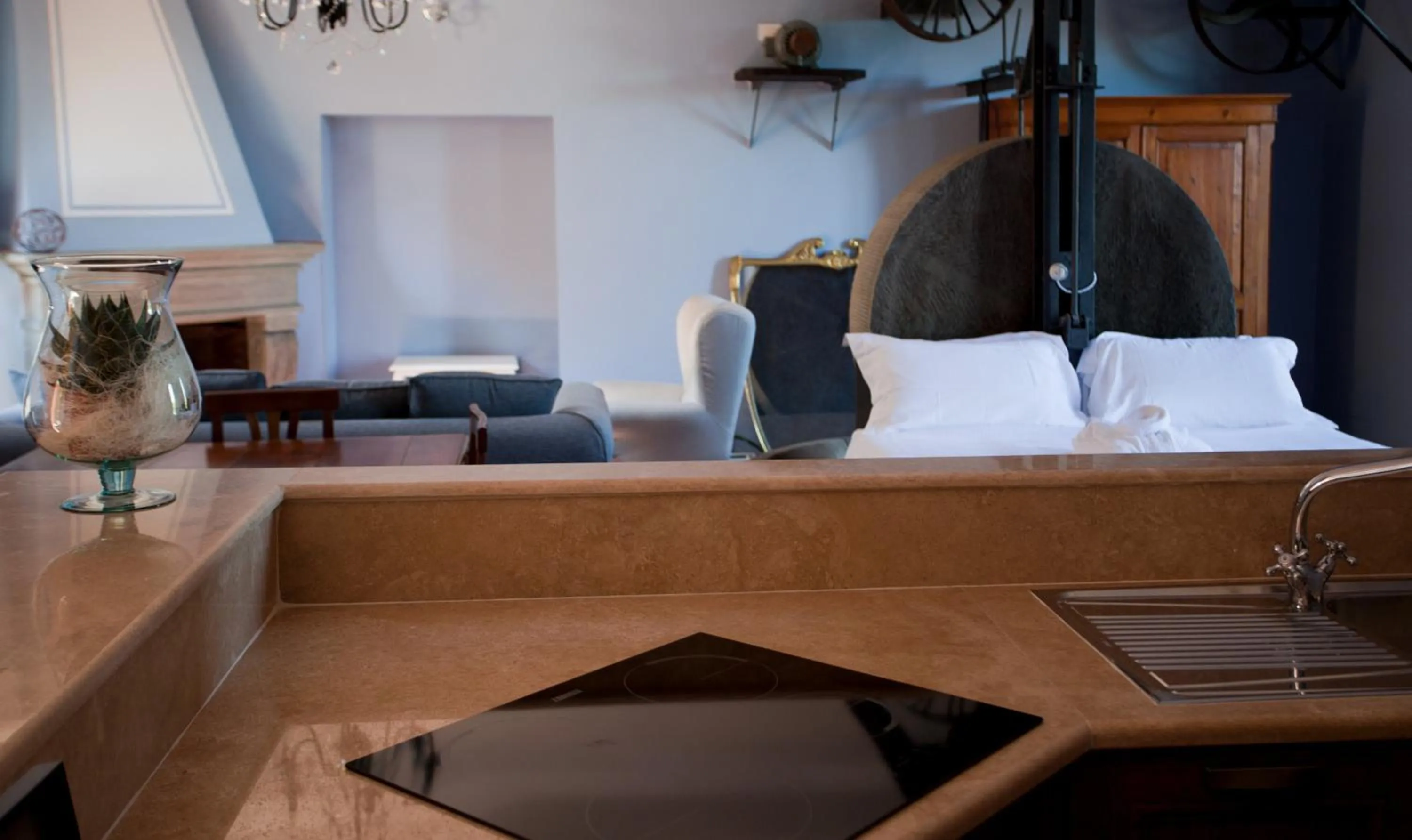 Kitchen or kitchenette, Bed in Relais Villa Belvedere