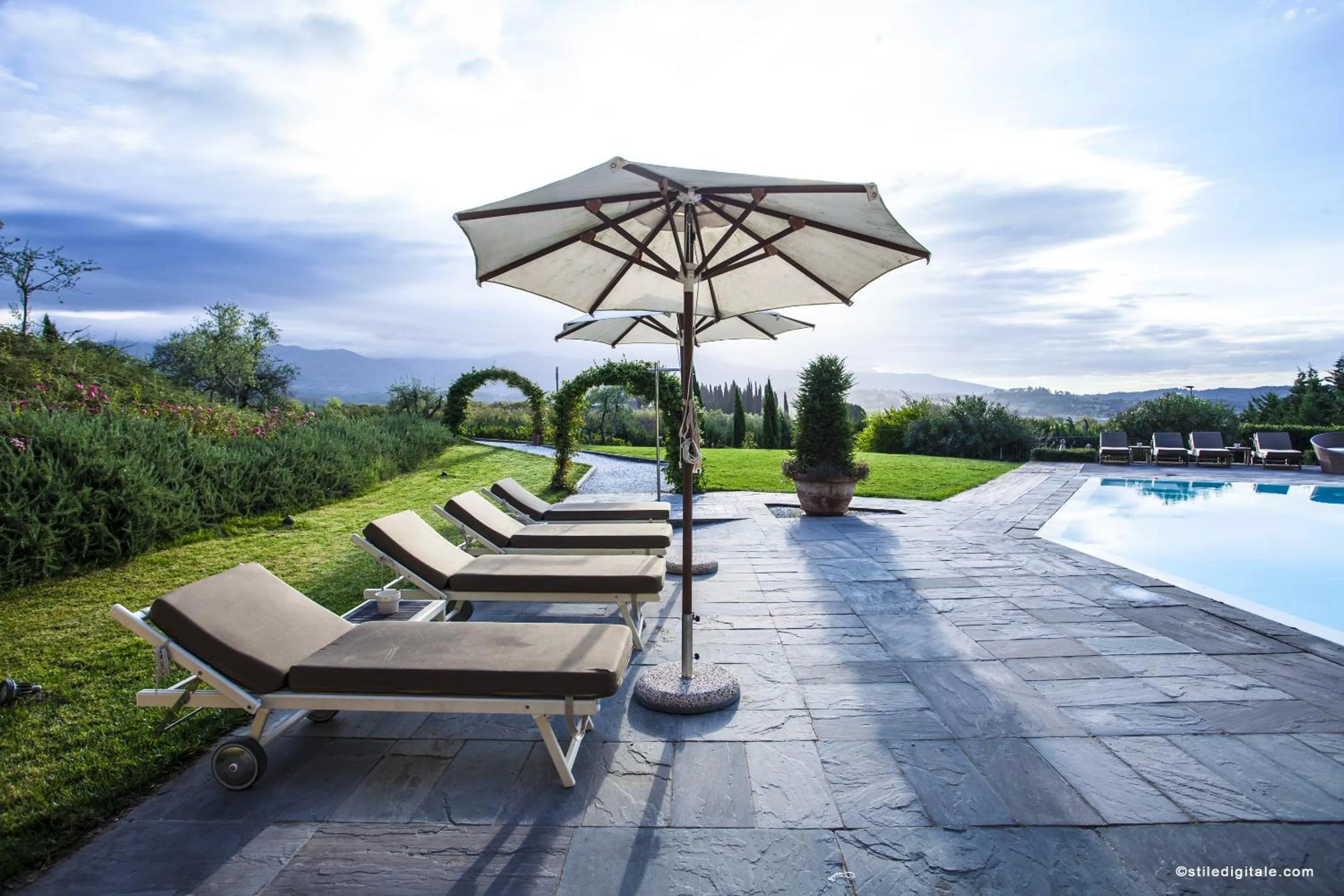 Swimming pool in Relais Villa Belvedere