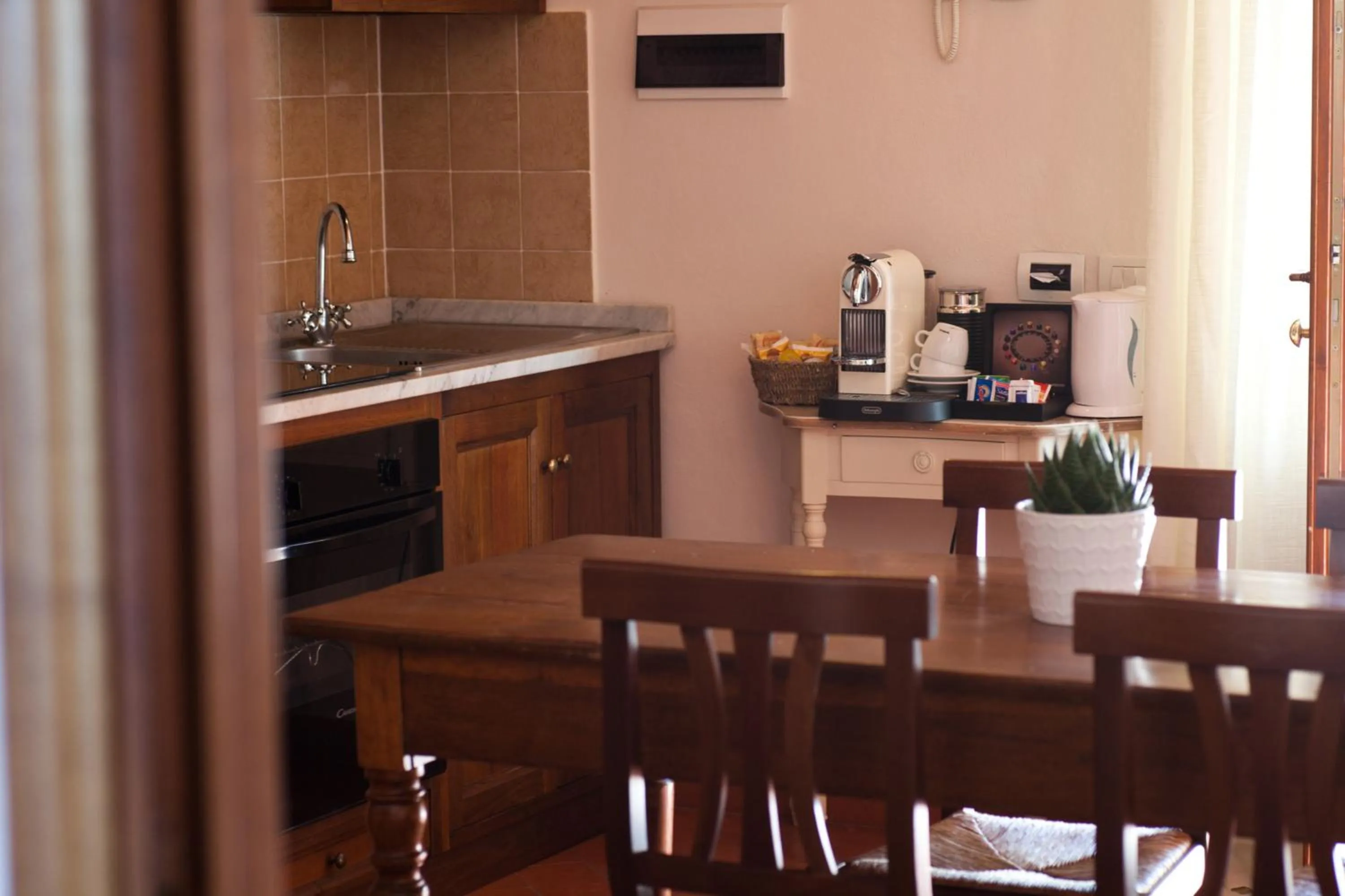 Coffee/tea facilities in Relais Villa Belvedere