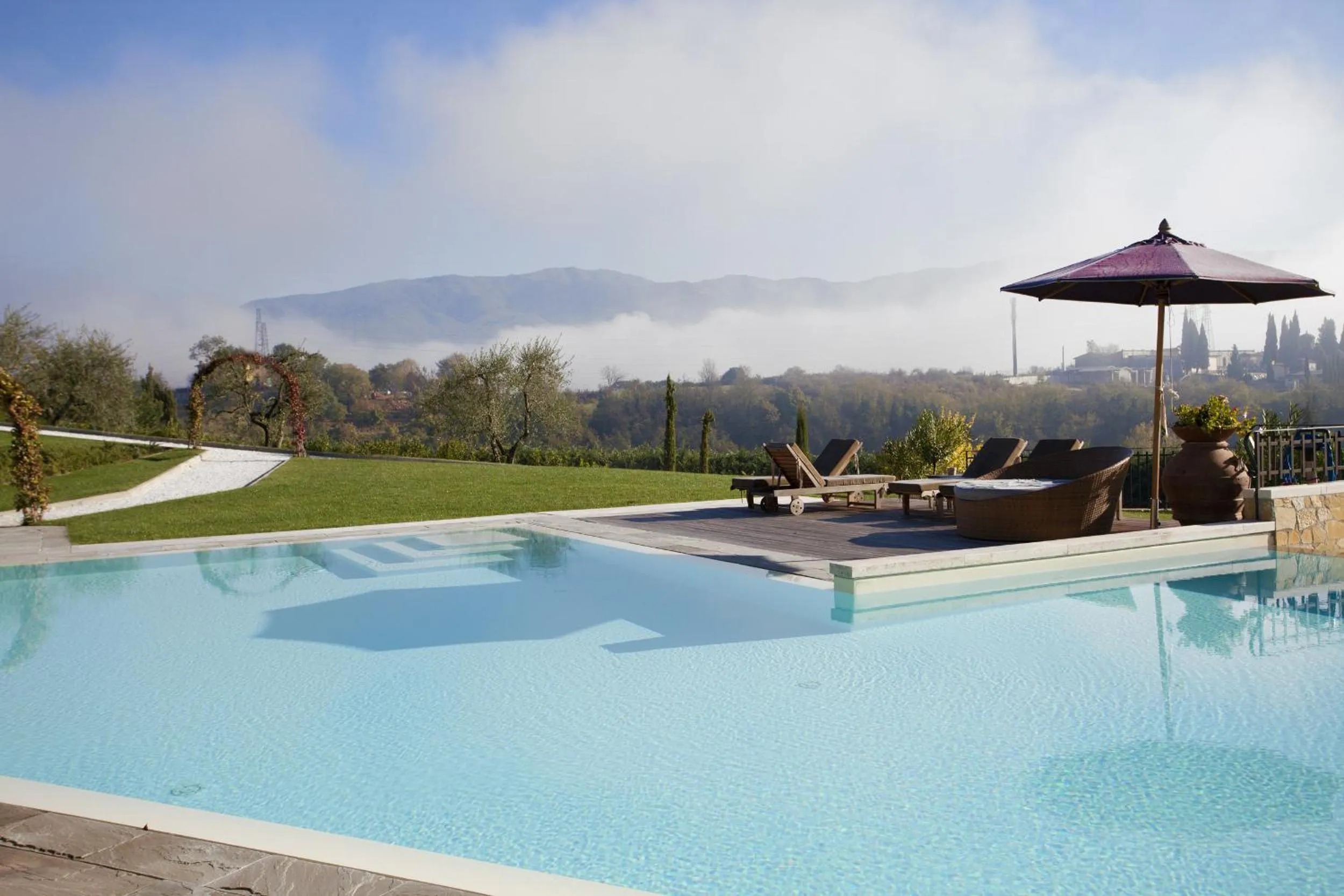 Swimming pool in Relais Villa Belvedere