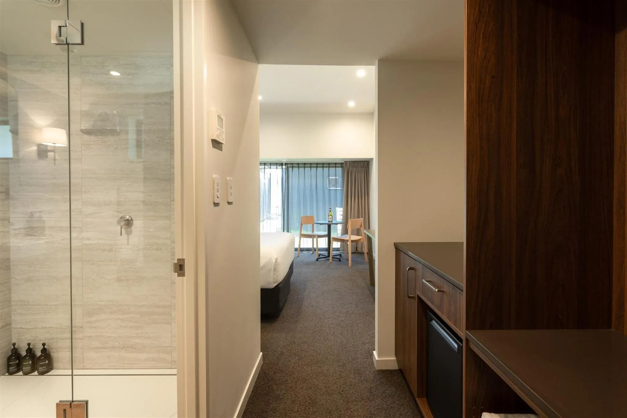 Shower in Edgewater Hotel