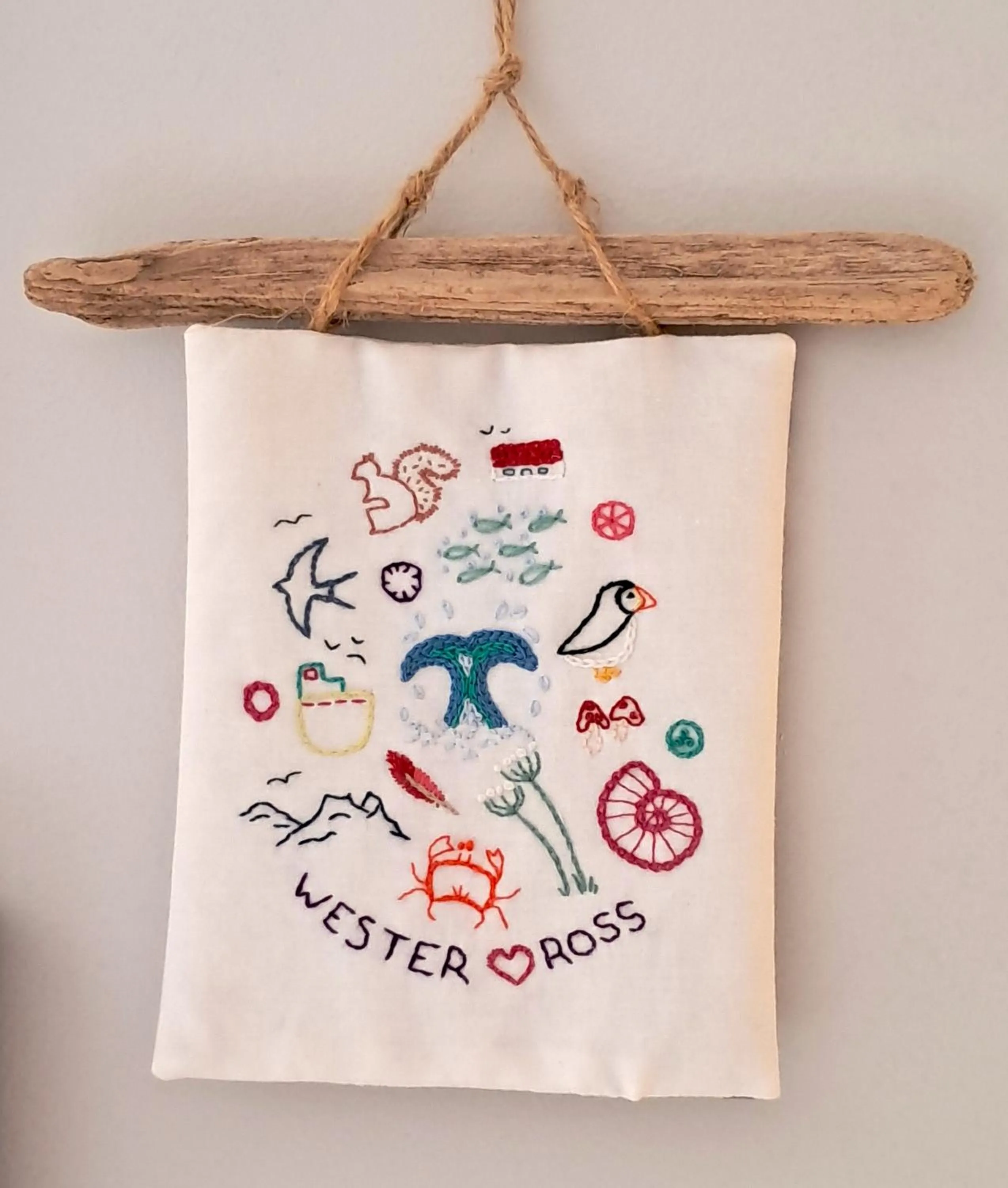 Decorative detail in An Cois Na Mara Bed & Breakfast