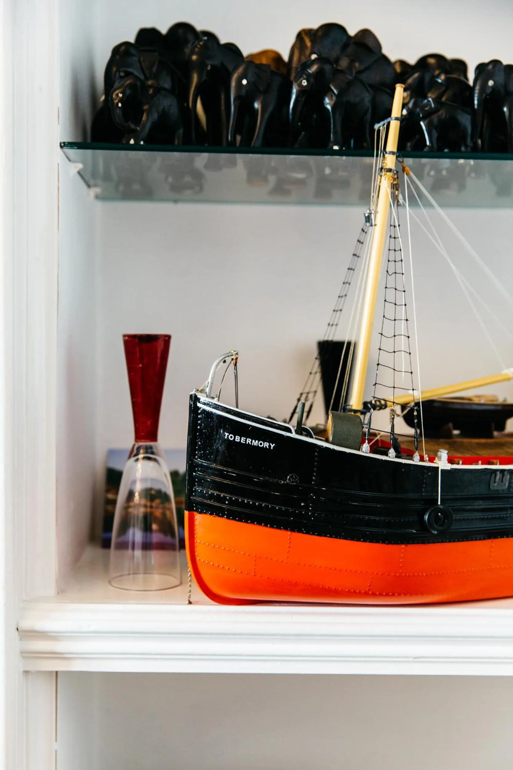 Decorative detail in Alltavona House