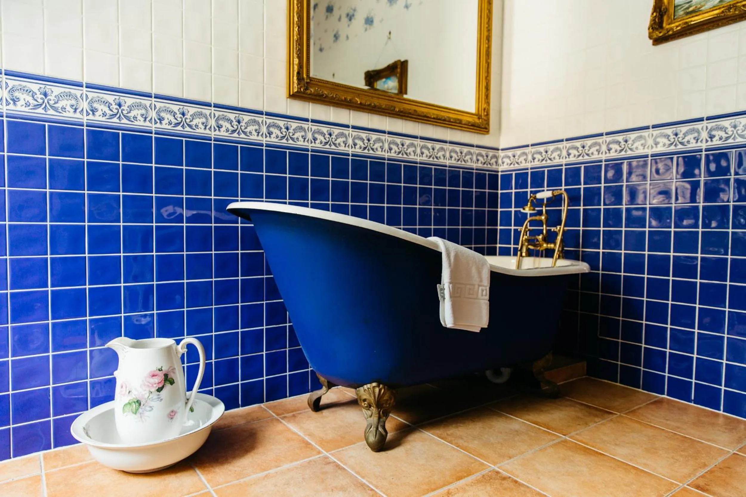 Bathroom in Alltavona House