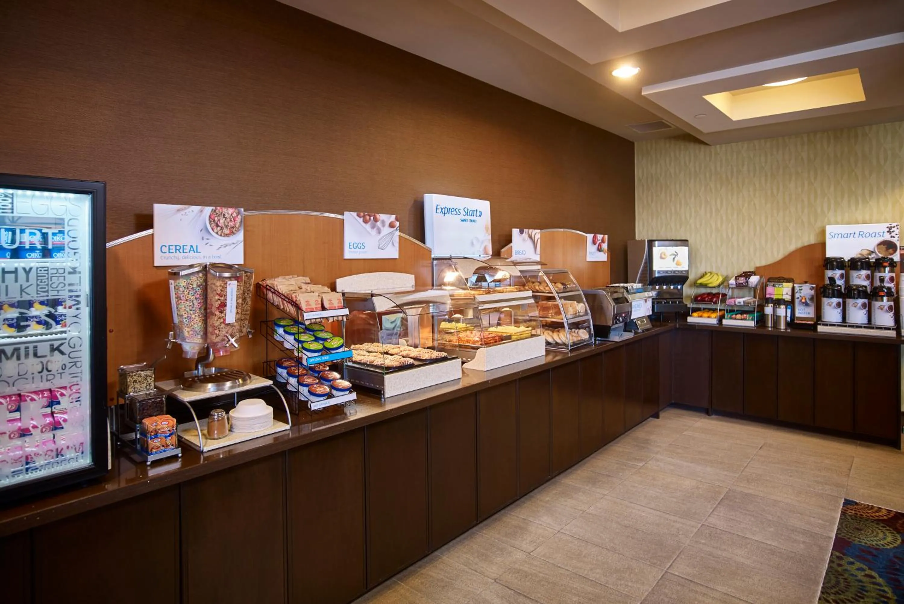 Breakfast in Holiday Inn Express & Suites Timmins by IHG