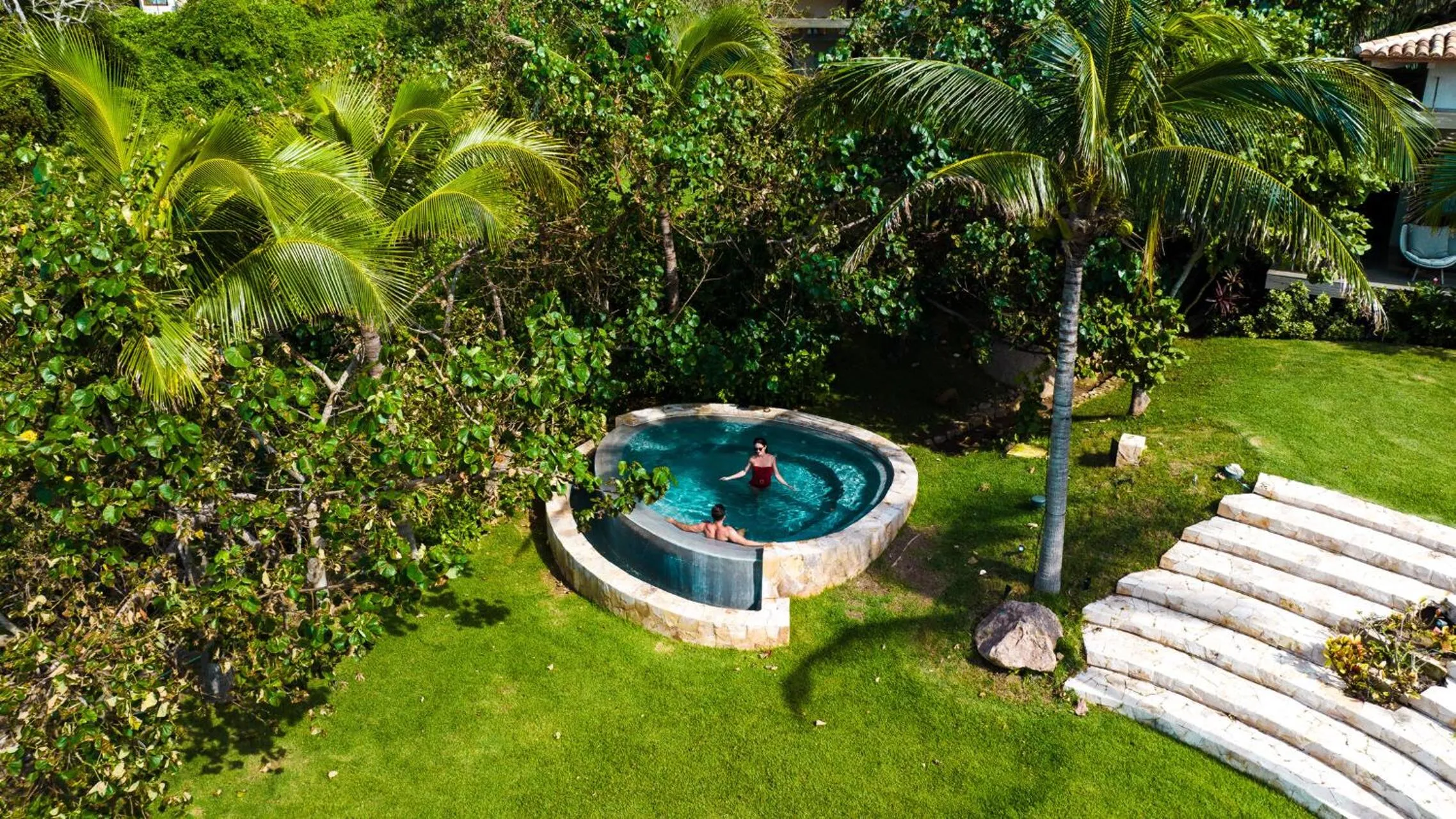 Swimming pool in Four Seasons Resort Punta Mita