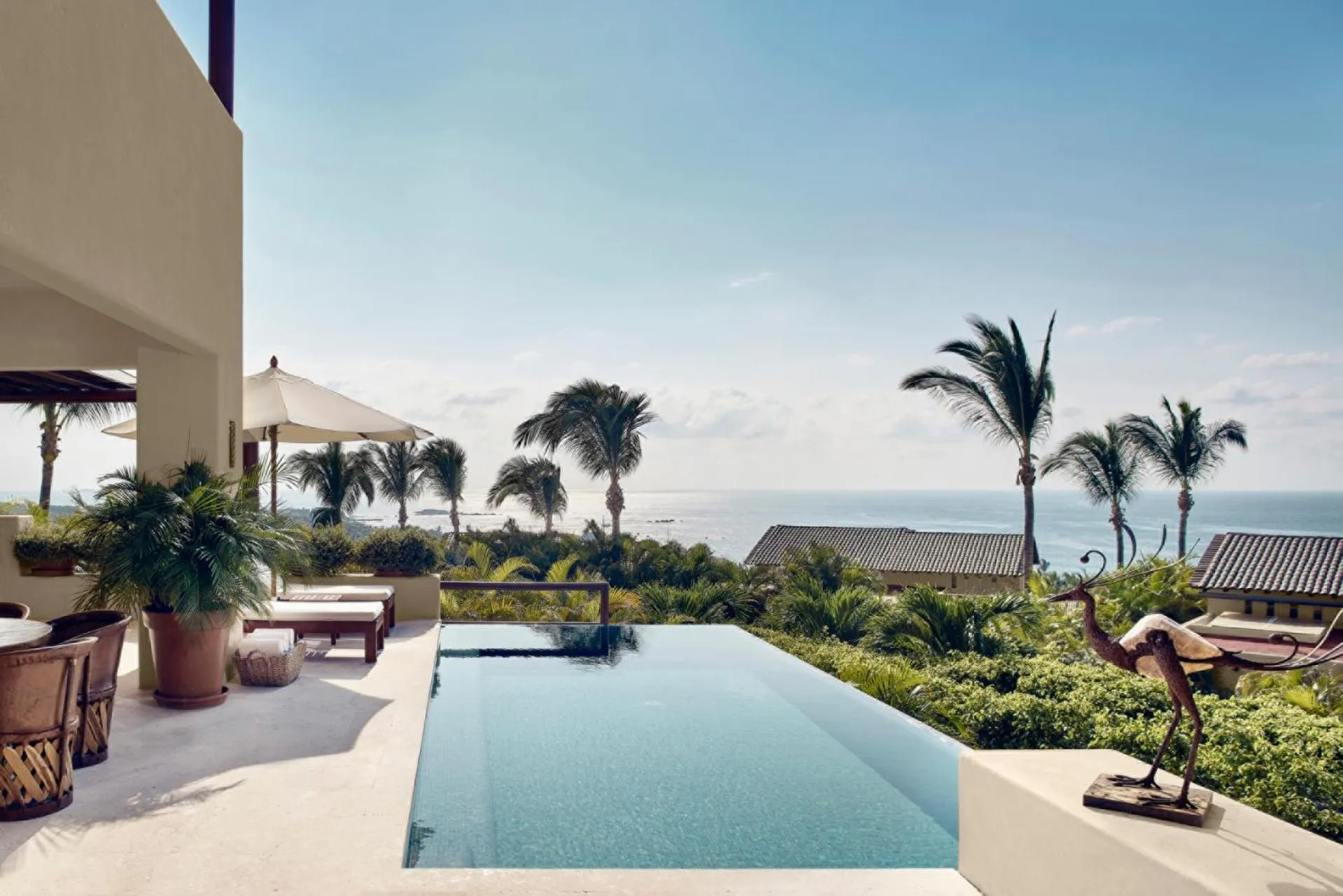 Swimming pool in Four Seasons Resort Punta Mita