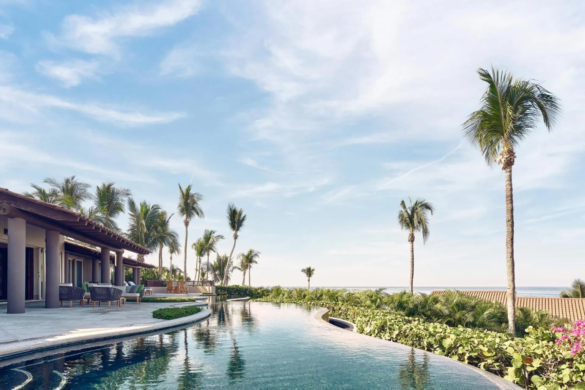 Swimming pool in Four Seasons Resort Punta Mita