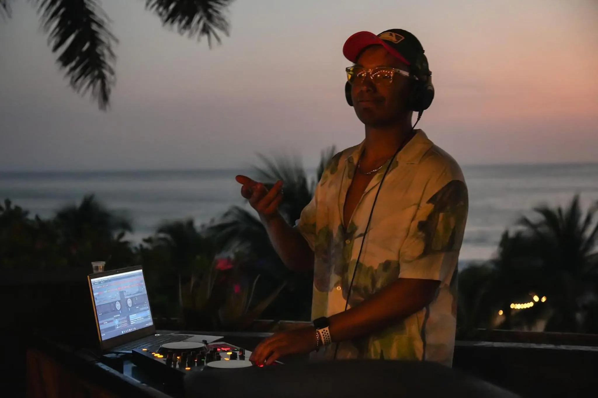 Nightclub / DJ in Nílu Puerto Escondido by Selina