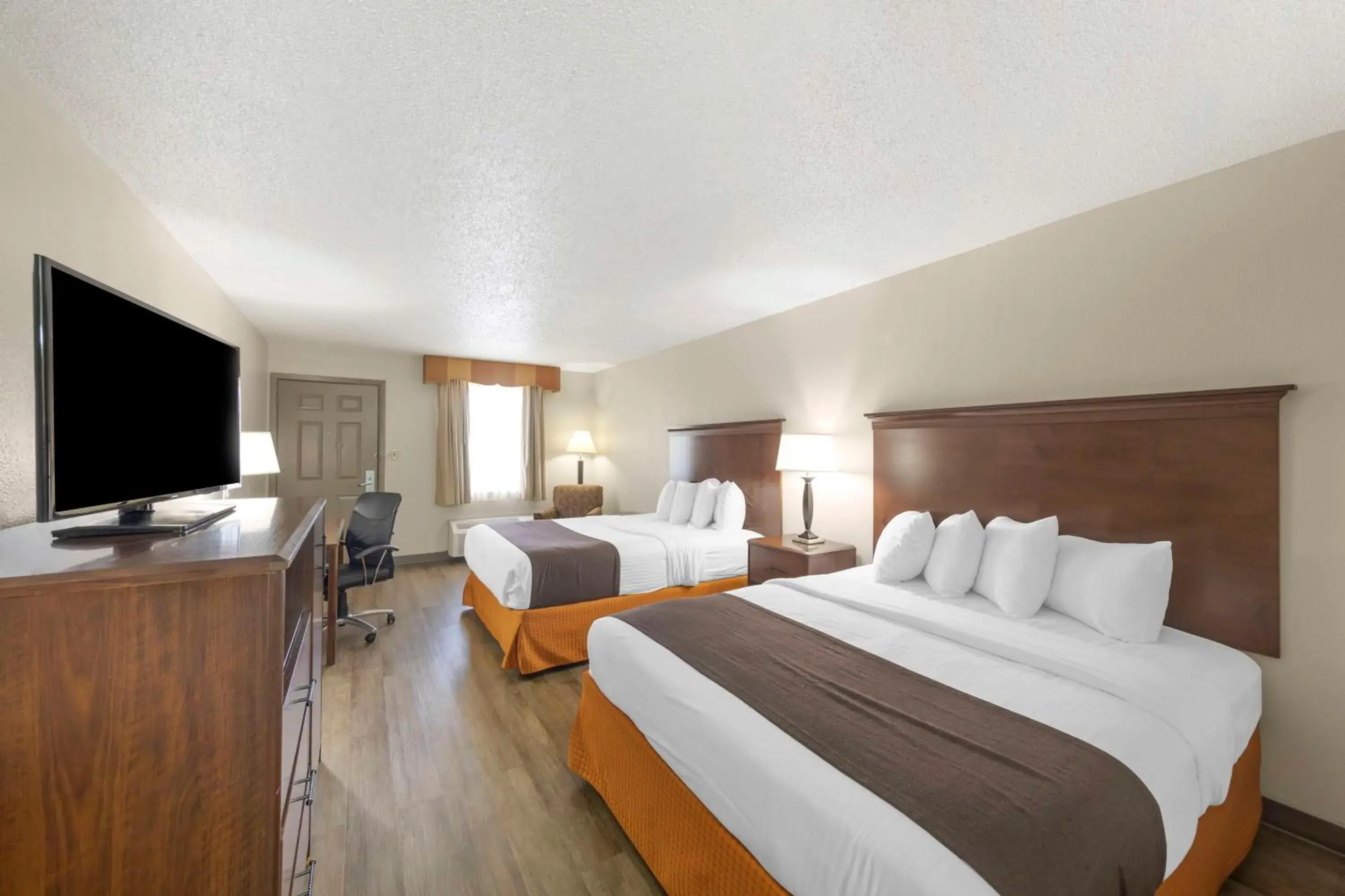 Queen Room with Two Queen Beds - Disability Access in Best Western Athens Inn Queen Room with Two Queen Beds - Disability Access in Best Western Athens Inn