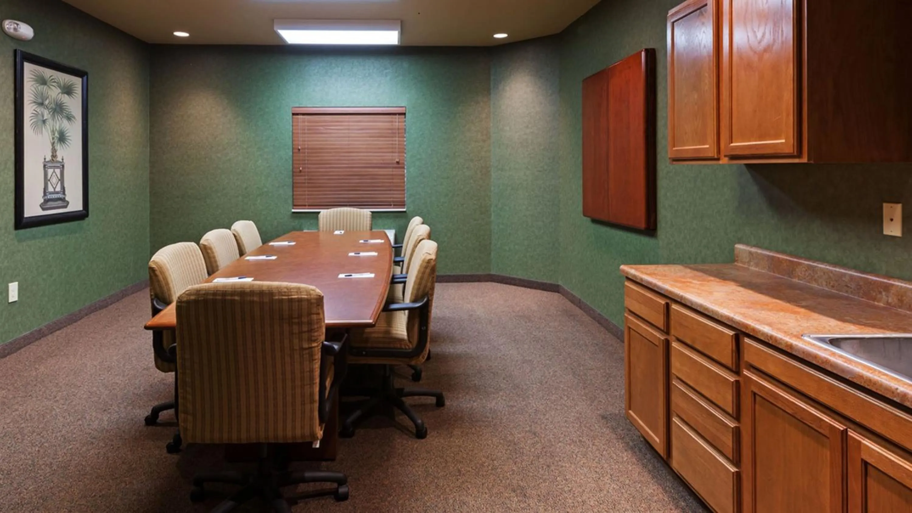 Meeting/conference room in Candlewood Suites St. Robert by IHG