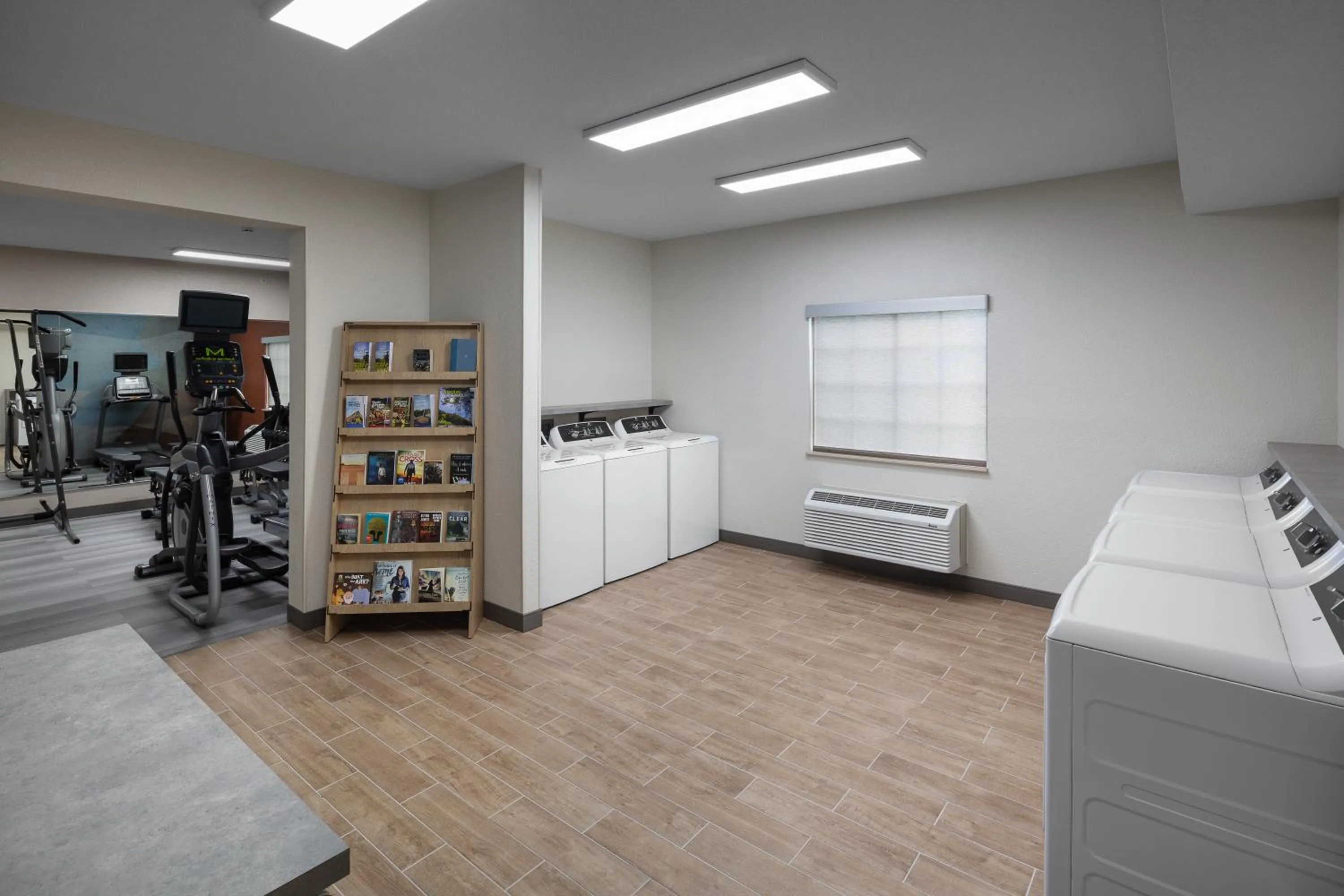 Fitness centre/facilities in Candlewood Suites St. Robert by IHG