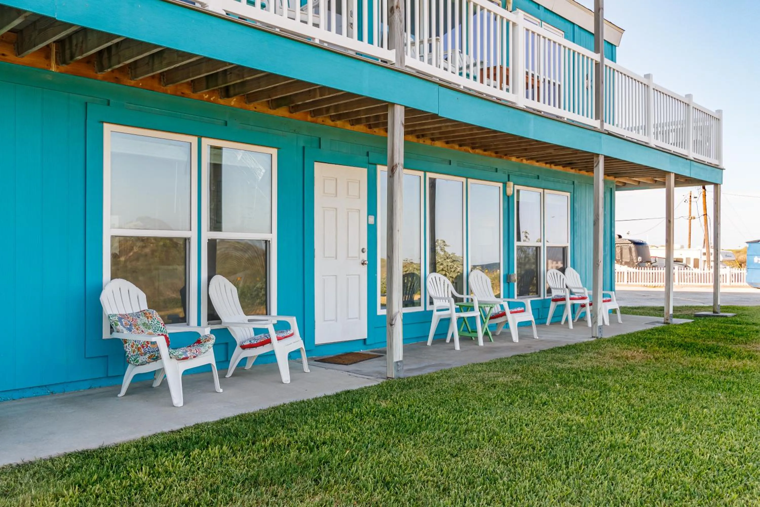 Executive Keys Condominiums on the Beach