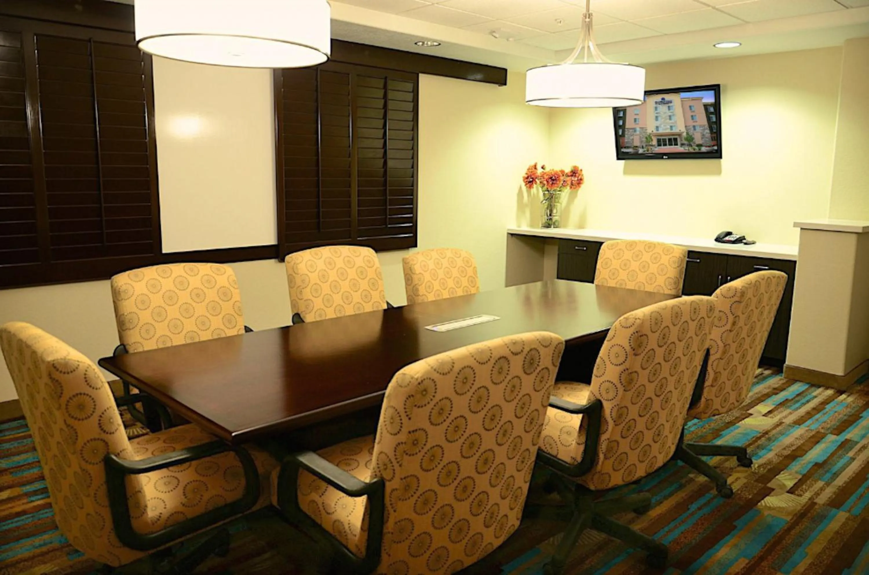 Meeting/conference room in Candlewood Suites Denver Northeast - Brighton, an IHG Hotel