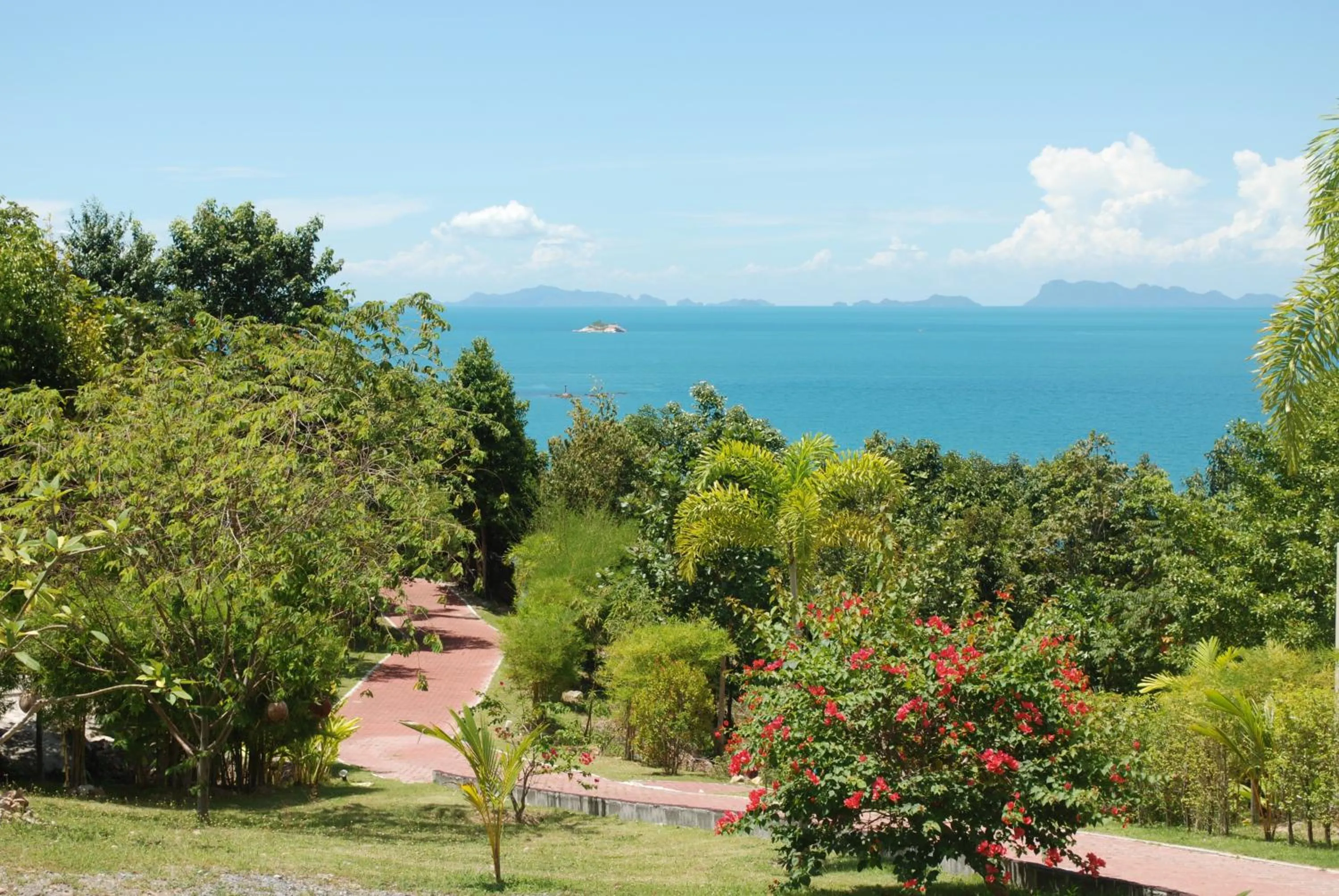 Facade/entrance in Sunset Hill Boutique Resort Koh Phangan
