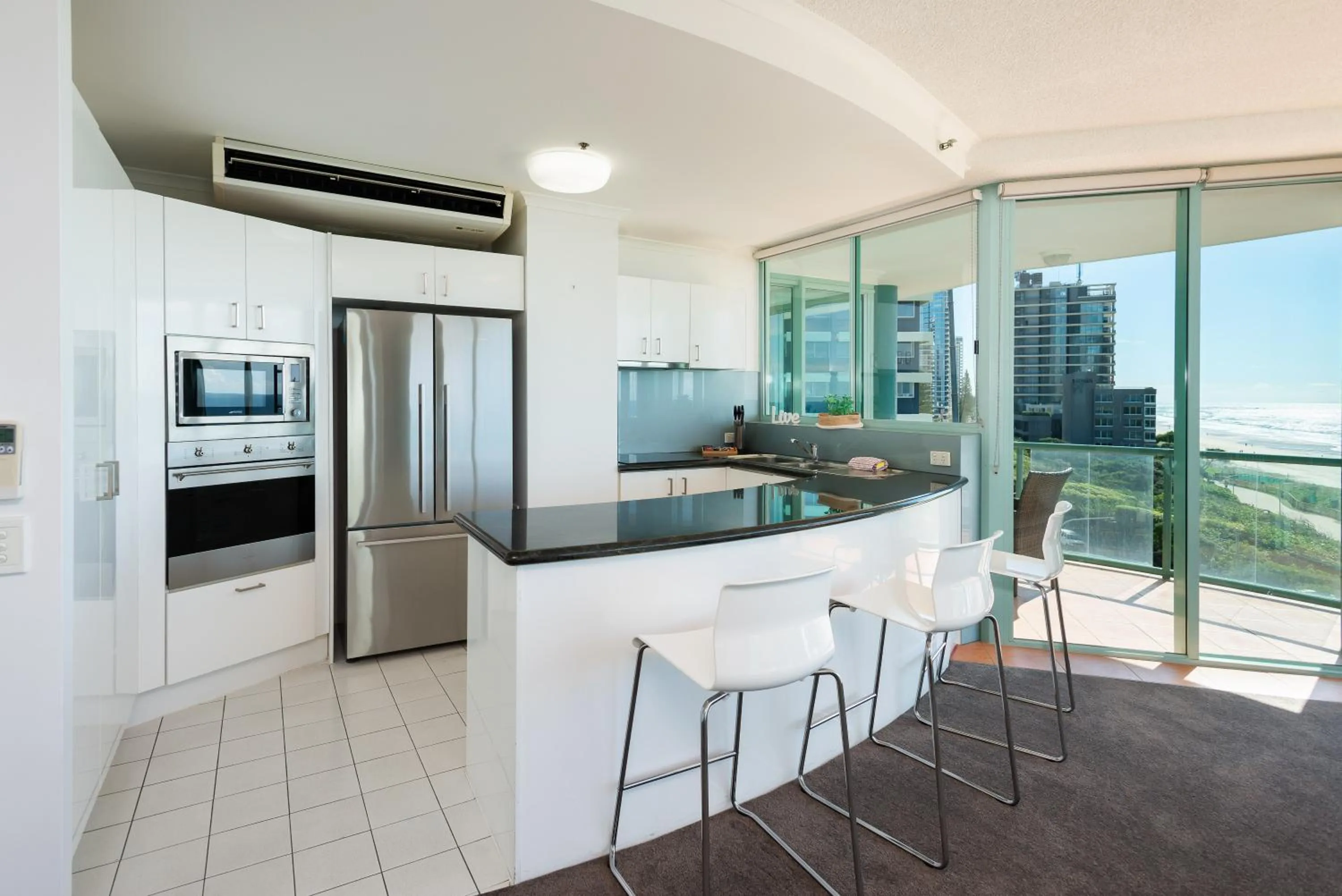 kitchen in The Waterford on Main Beach