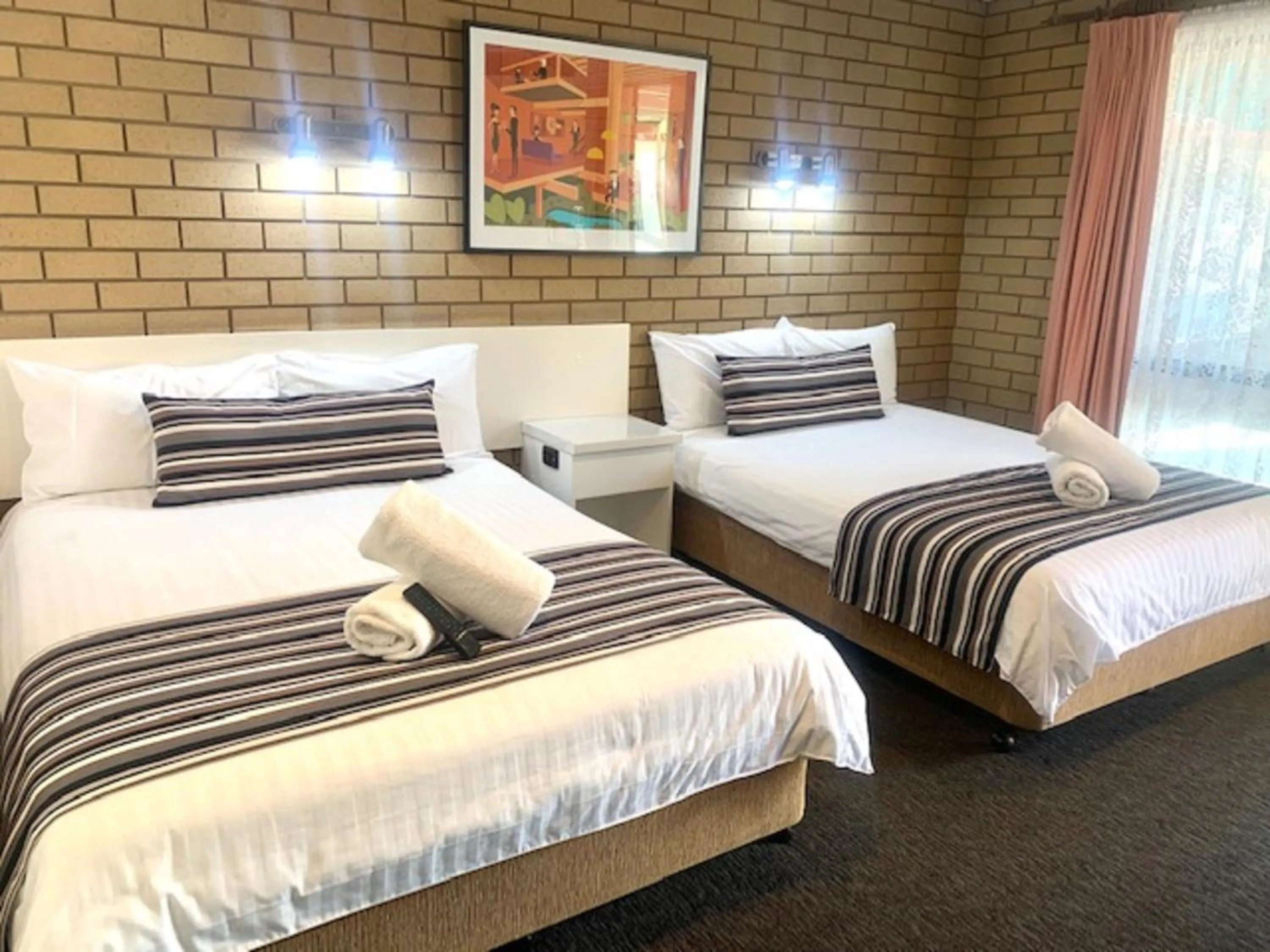 Bed in Albury City Motel