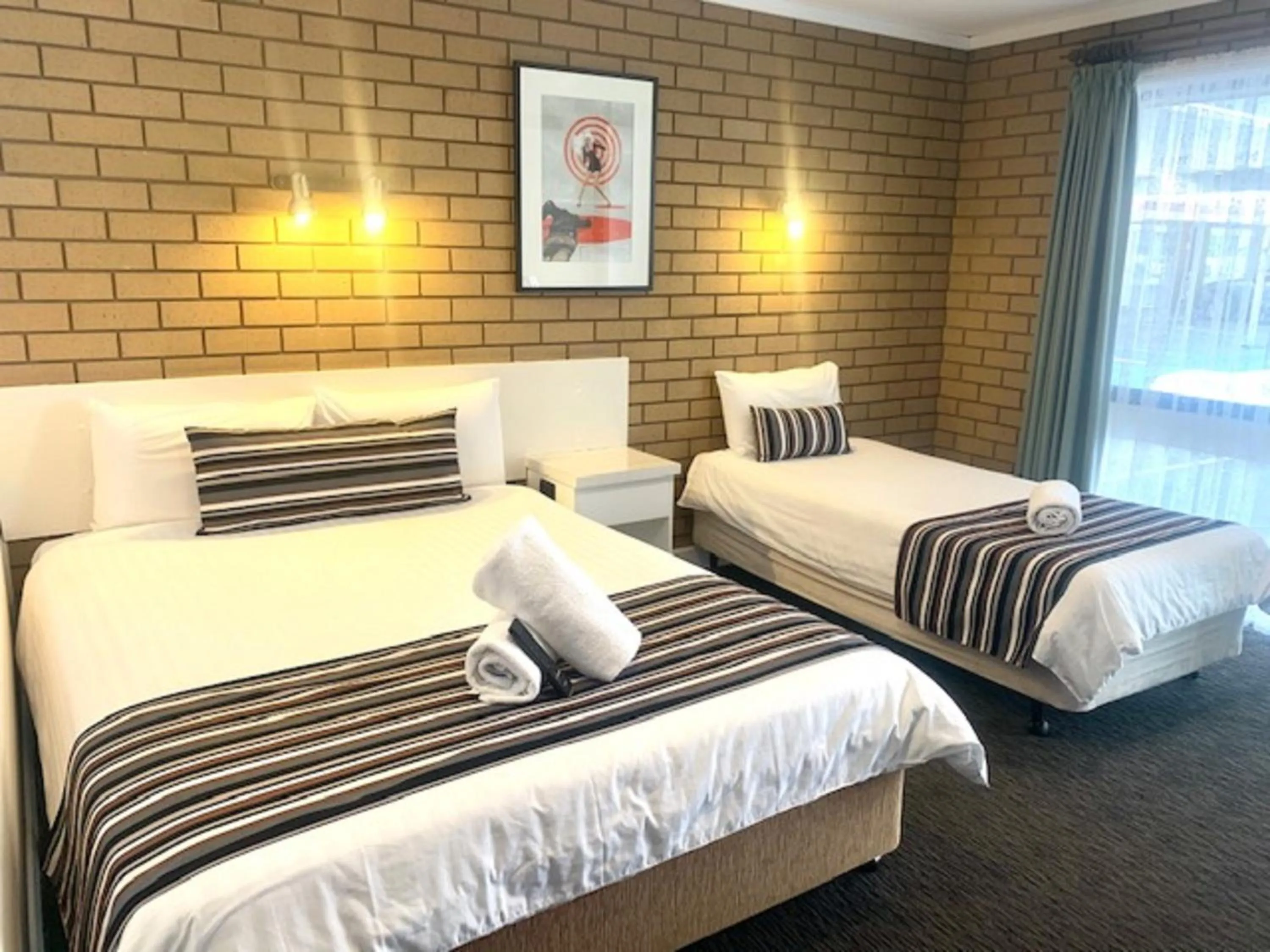 Bed in Albury City Motel