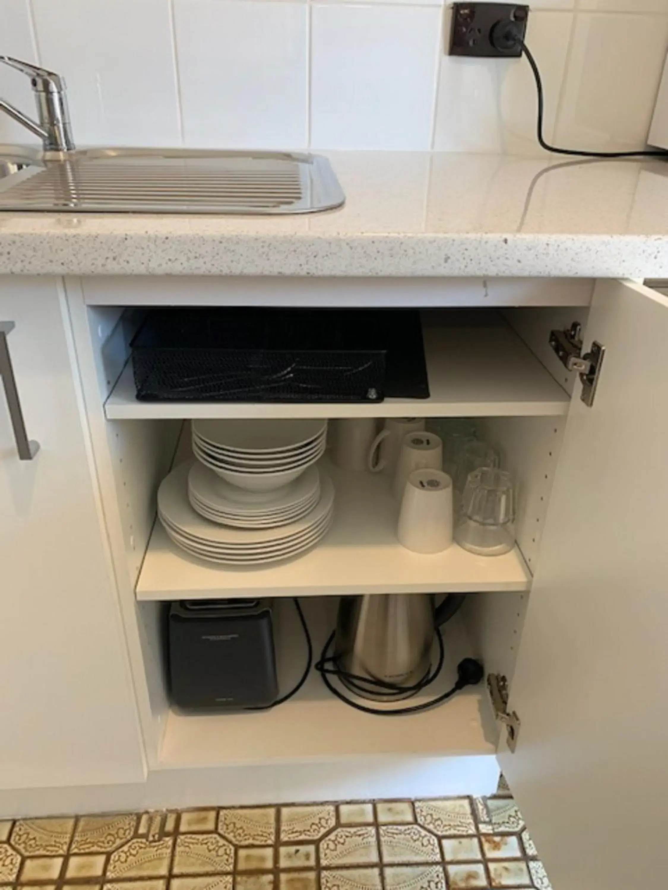 Deluxe Queen Room in Albury City Motel Deluxe Queen Room in Albury City Motel