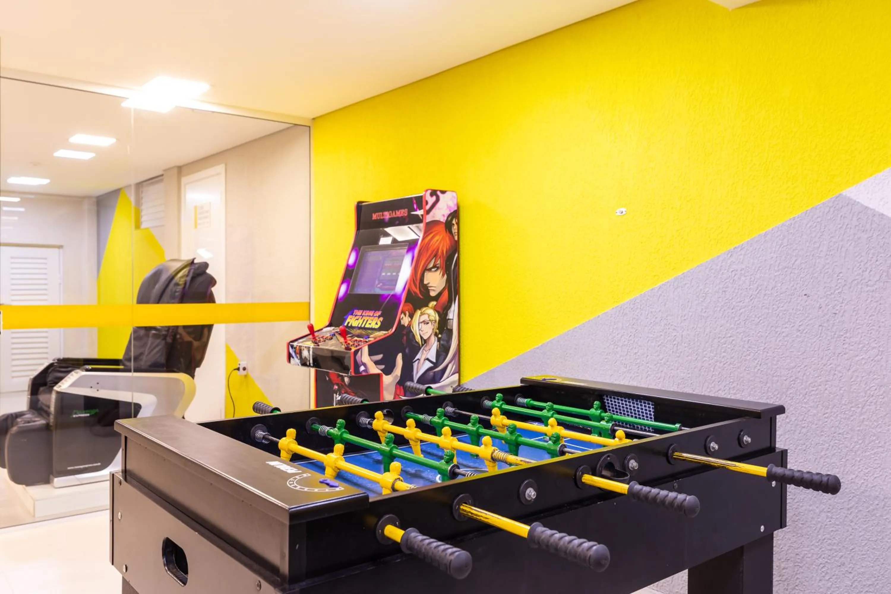 Game Room in Tarobá Express